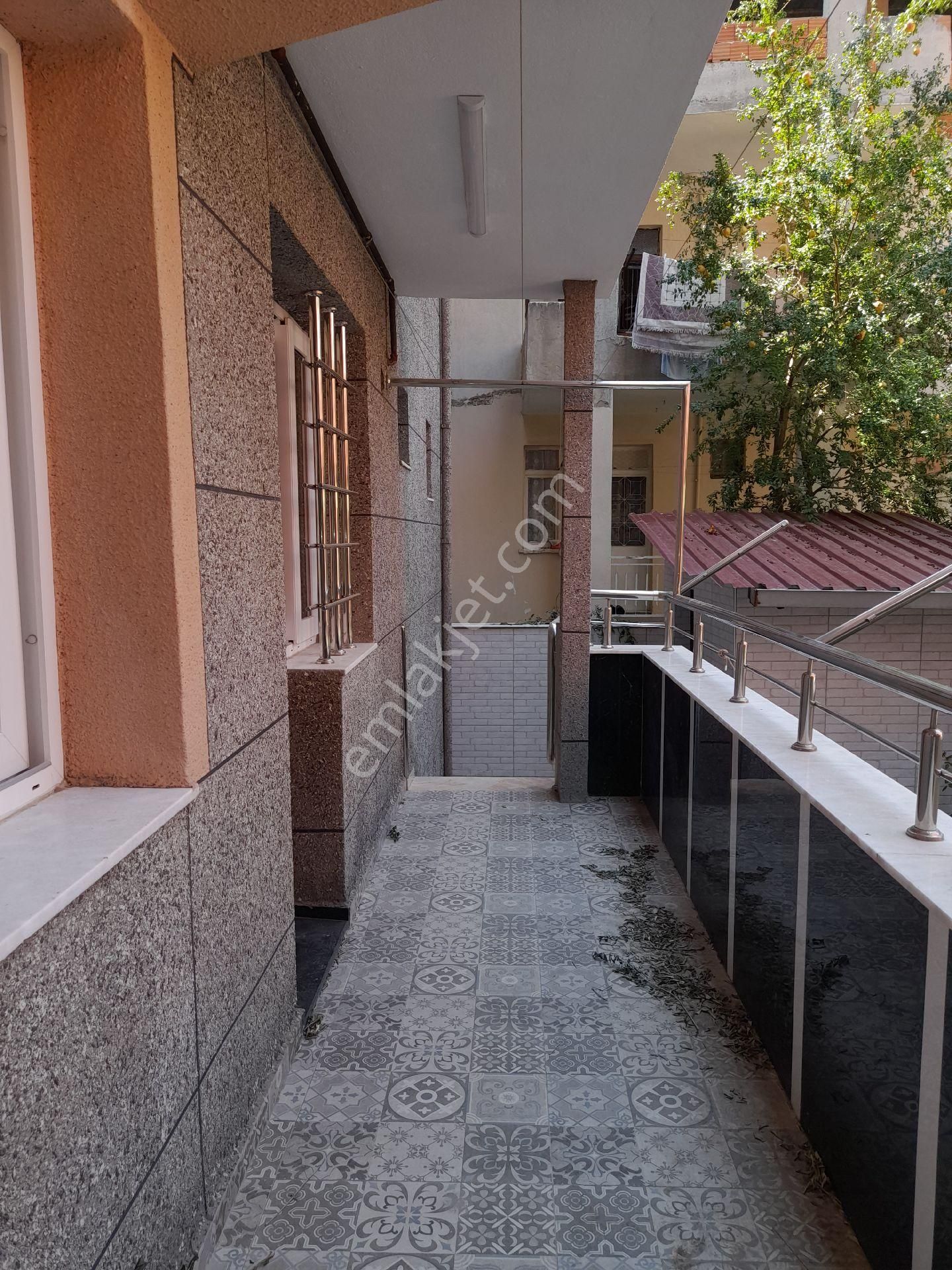 Komple Satılık Sıfır Tadilatlı 113 M2 2+1 Tümü Doğalgazlı Daireler Ve Tüm Dairelerin Tapuları Ayrı - Görsel 6