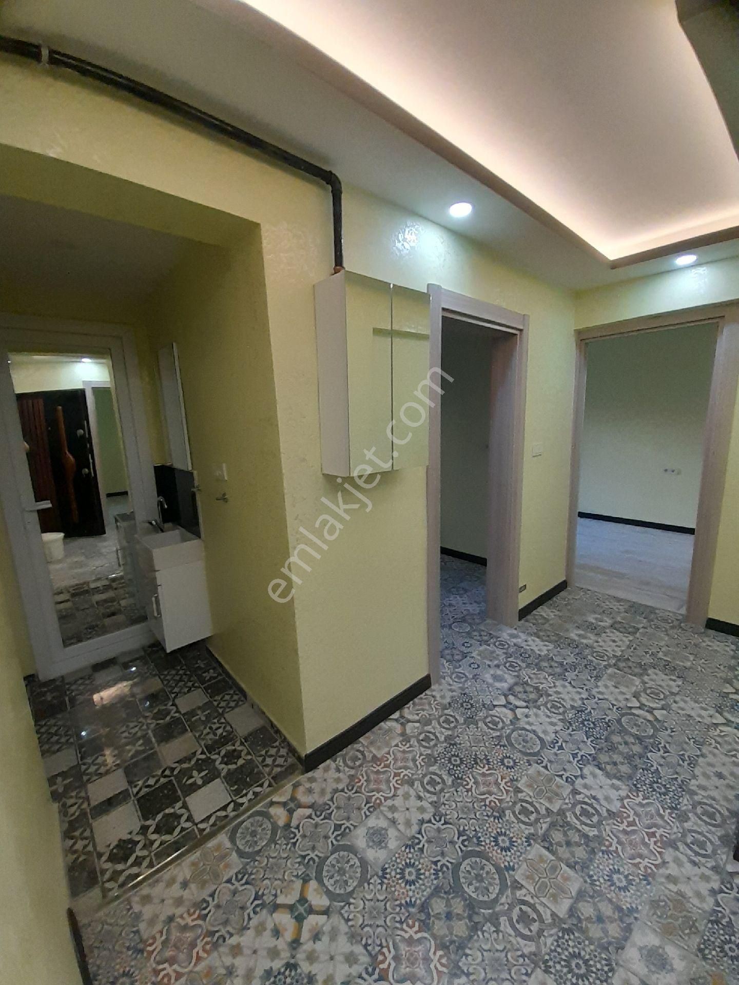 Komple Satılık Sıfır Tadilatlı 113 M2 2+1 Tümü Doğalgazlı Daireler Ve Tüm Dairelerin Tapuları Ayrı - Görsel 11