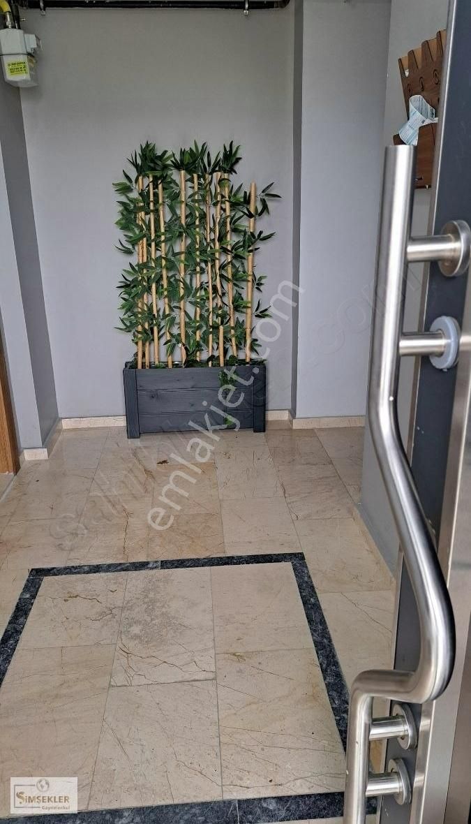 Taşoluk Yeşil Cami Yakınında Satılık Dublex