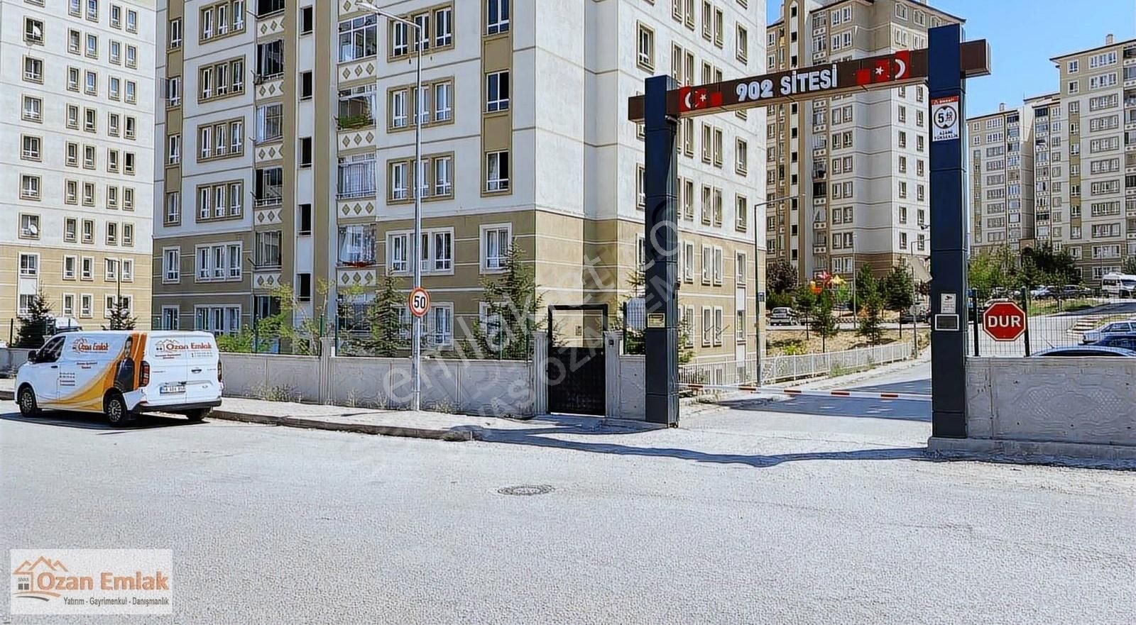 Sivas Ozan Emlak'tan Özbelsan Toki'de Satılık 2+1 Daire
