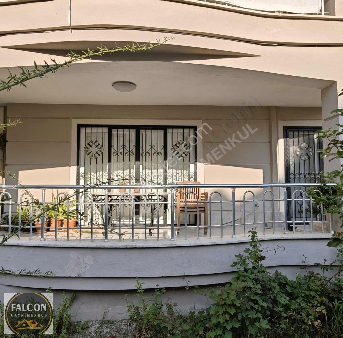 Falcon Dan Avm Yakınında Geniş 3+1 Daire - Görsel 4