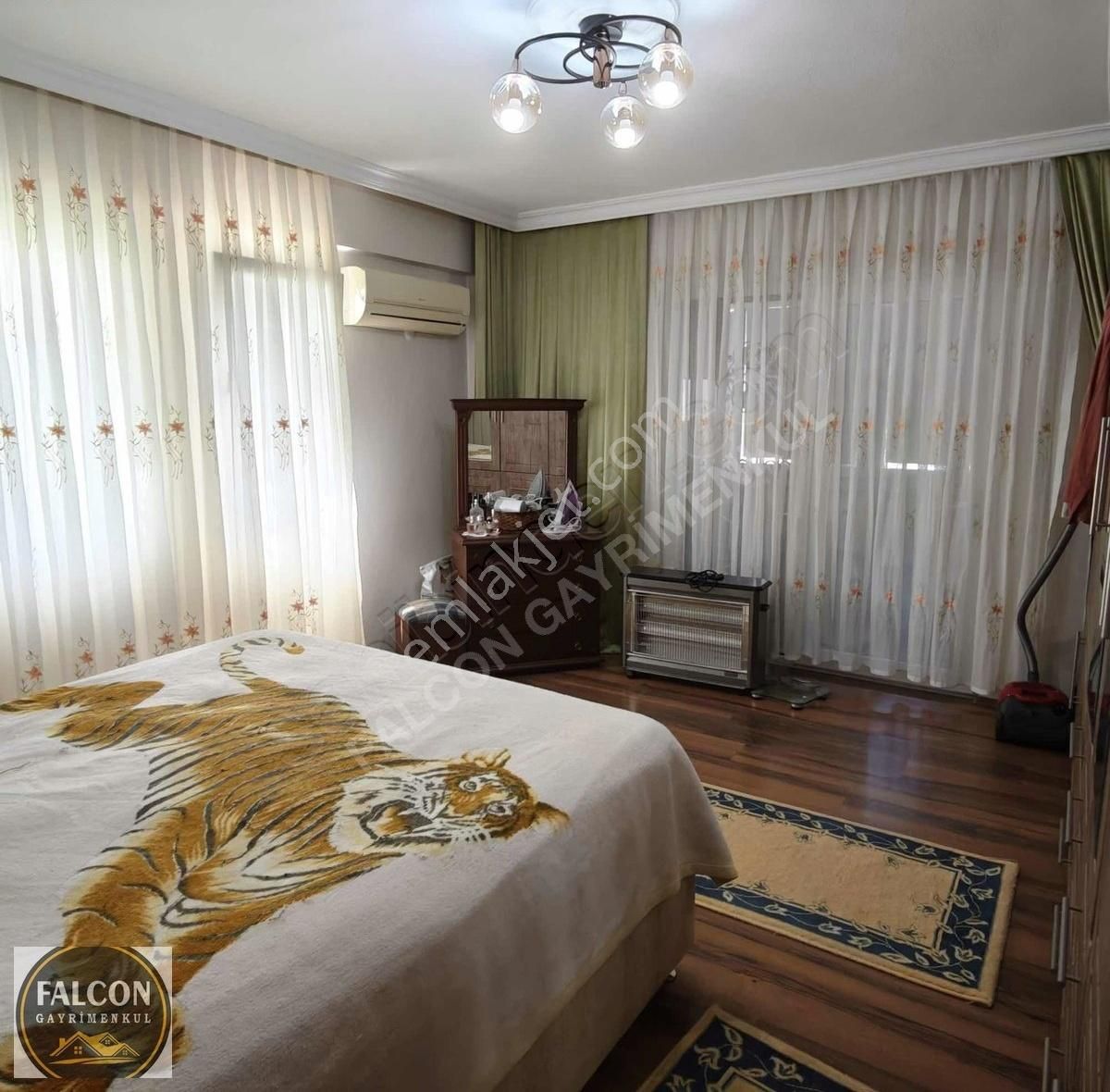 Falcon Dan Avm Yakınında Geniş 3+1 Daire - Görsel 5