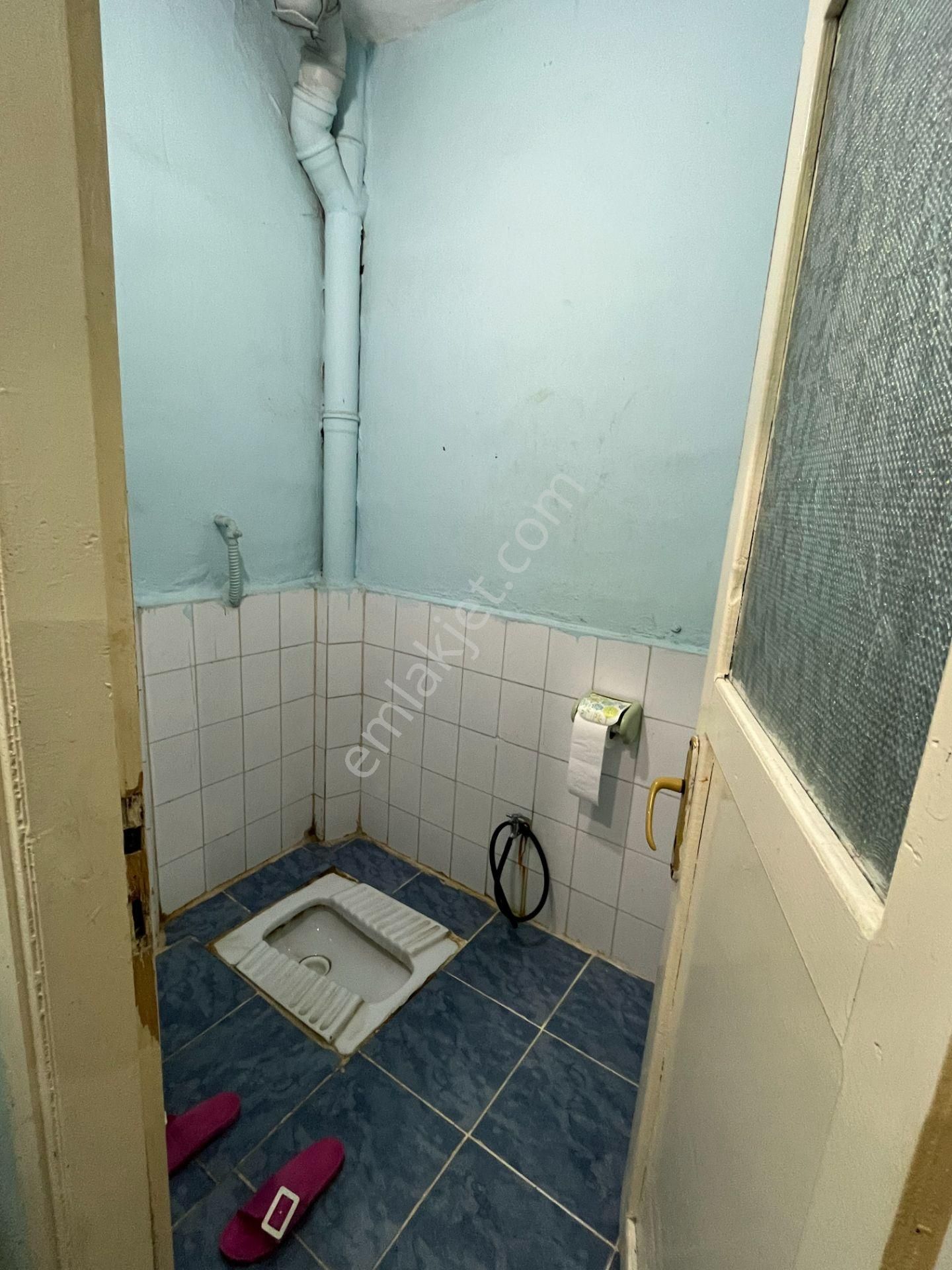 Aksaray Caddesi Üçyüzlü Metroya 5 Dakika Sahibinden Daire - Görsel 15