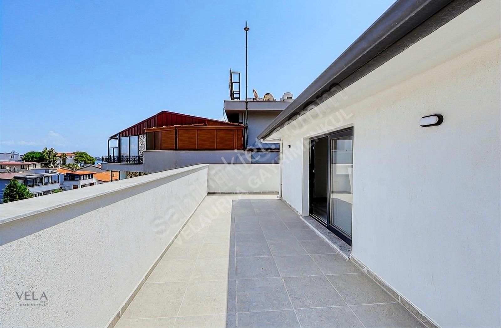Urla İskele Satılık 3+1 Sıfır Villa