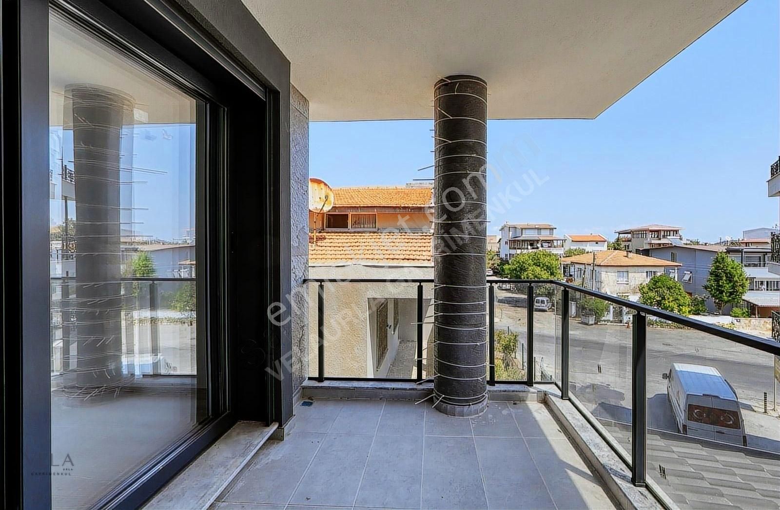 Urla İskele Satılık 3+1 Sıfır Villa - Görsel 2