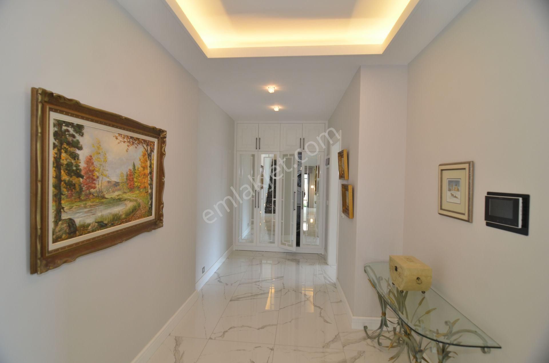 Panoramik Deniz Manzaralı Butik Sitede Lüks Müstakil 4+2 Villa - Görsel 17