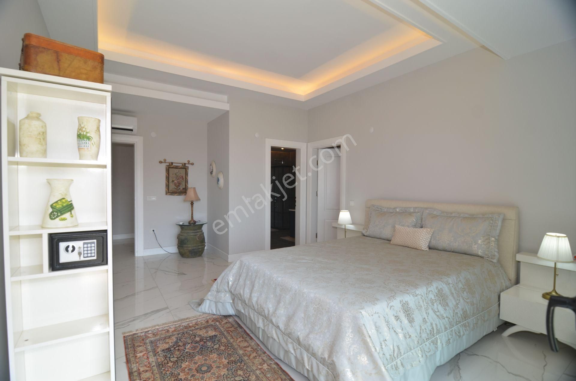 Panoramik Deniz Manzaralı Butik Sitede Lüks Müstakil 4+2 Villa - Görsel 19