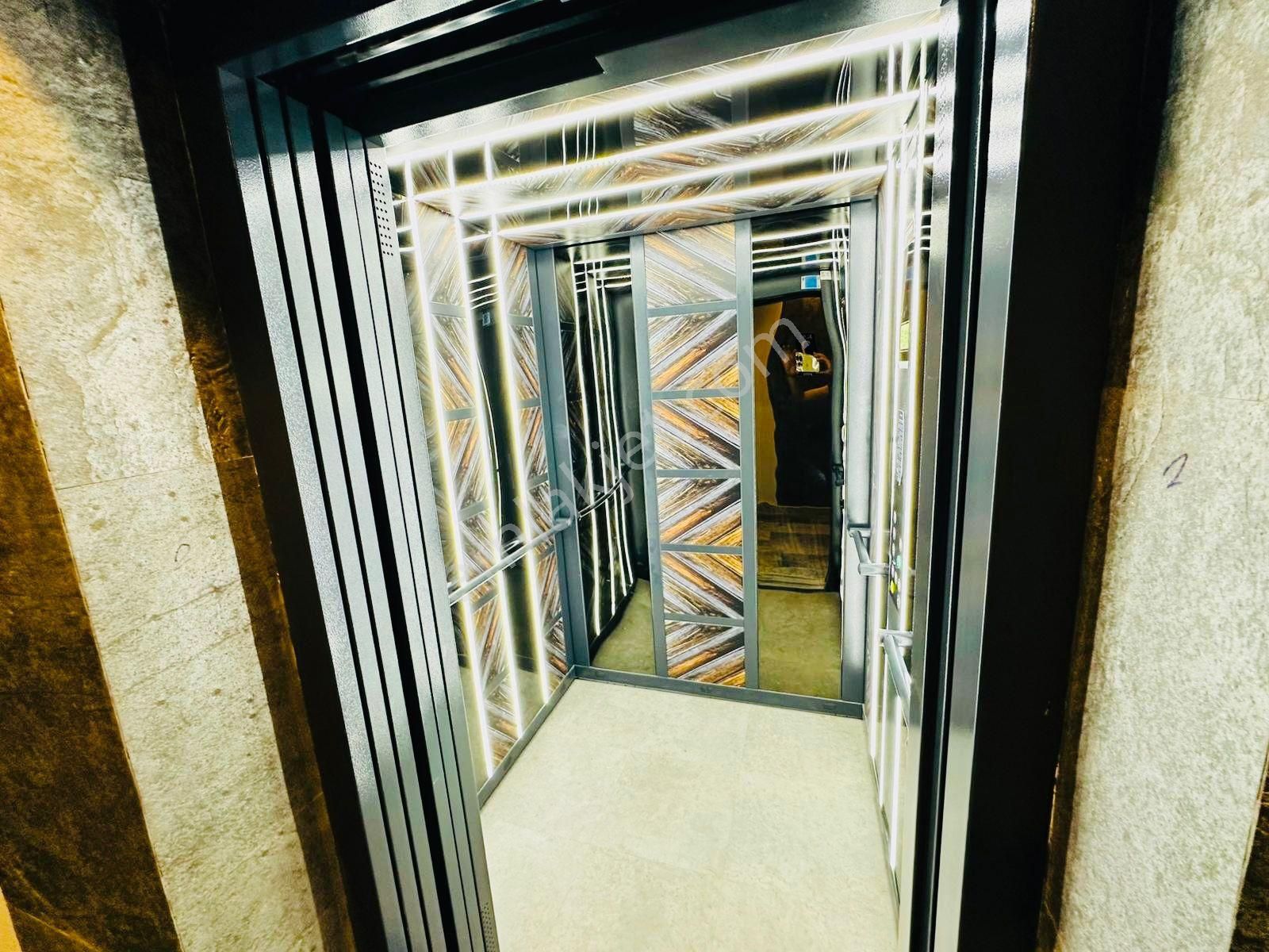 Sosyal Donatıları Yüksek Fırsat 1+1 Daire - Görsel 21