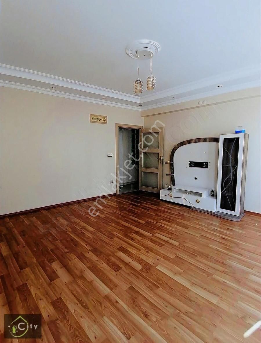 Fatih Çapa Şehremini Mah .ayık Fırın Sok 2+1 Yeni Binadan Kiralı