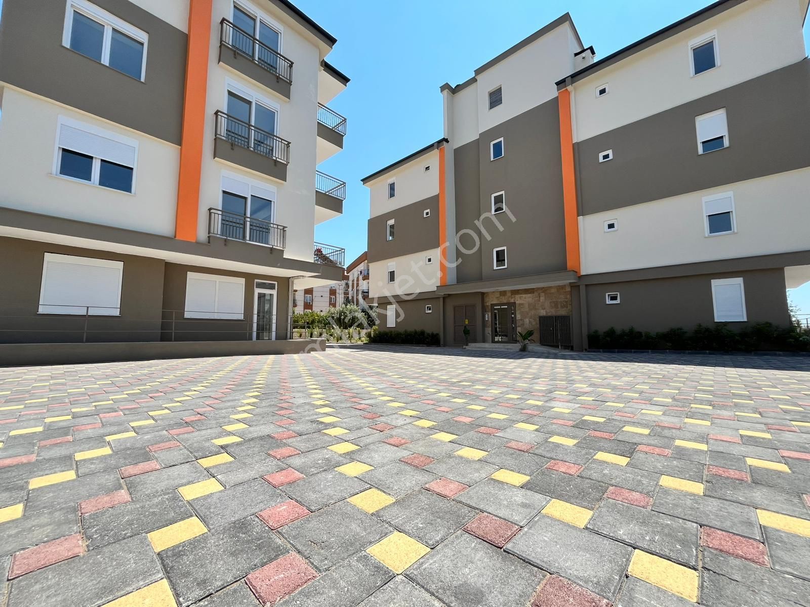 🏡 2+1 95m2 Tahtakale Arkası Tramvaya Yakın Katta Asansörlü Daire