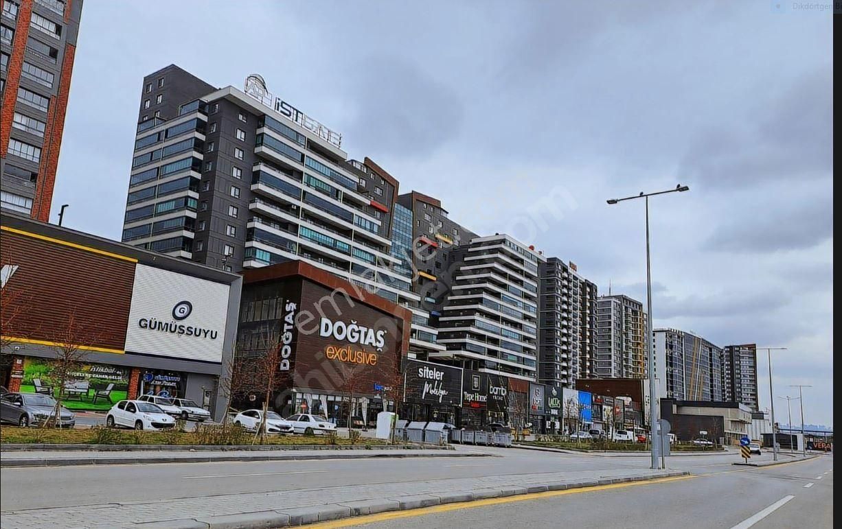Yeni Batı Istgate Metro Yanı Eşyalı 1+1 Satılık Daire