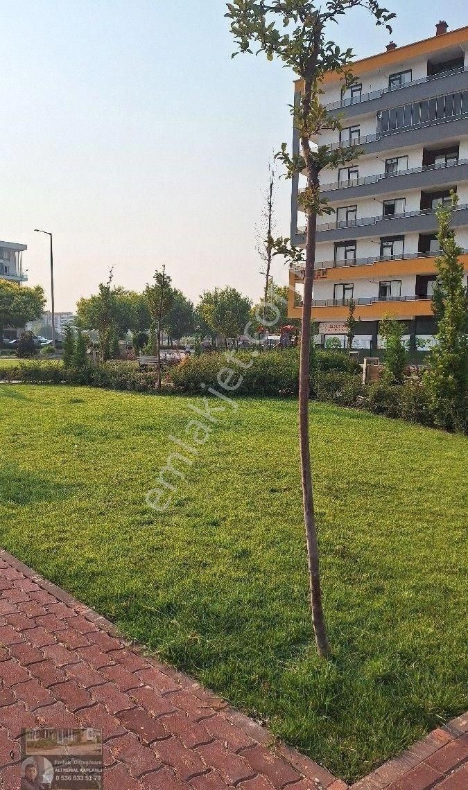 Fetih Caddesi Cepheli 3+1 Son Kat Daire