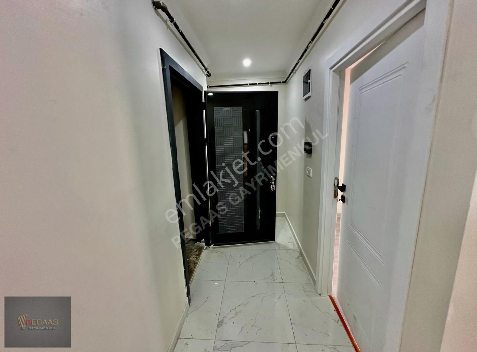 Pegaas'tan Cihangir De 1+1 Bahçe Katı Otoparklı Satılık Daire - Görsel 5