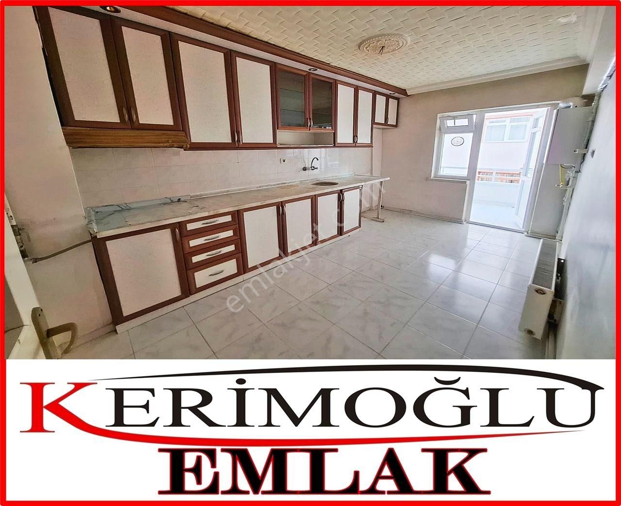 Kafkas Mahallesinde 3+1 Park Yakını 2 Balkonlu Kiralık Daire