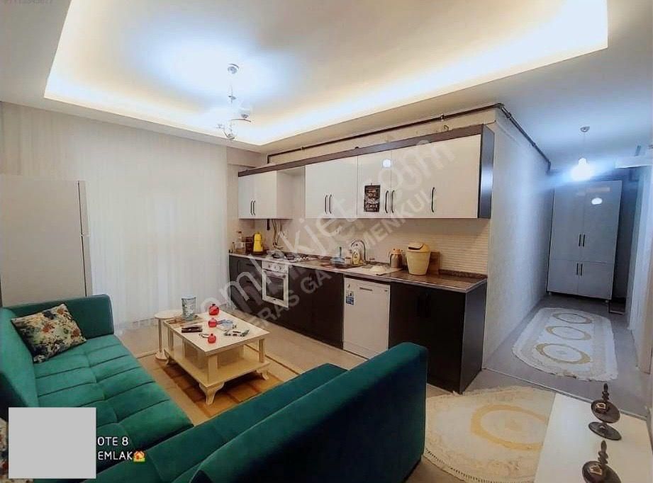 Four Land'den Fabrika Mahallesinde 1+1 Eşyalı Kiralık Daire