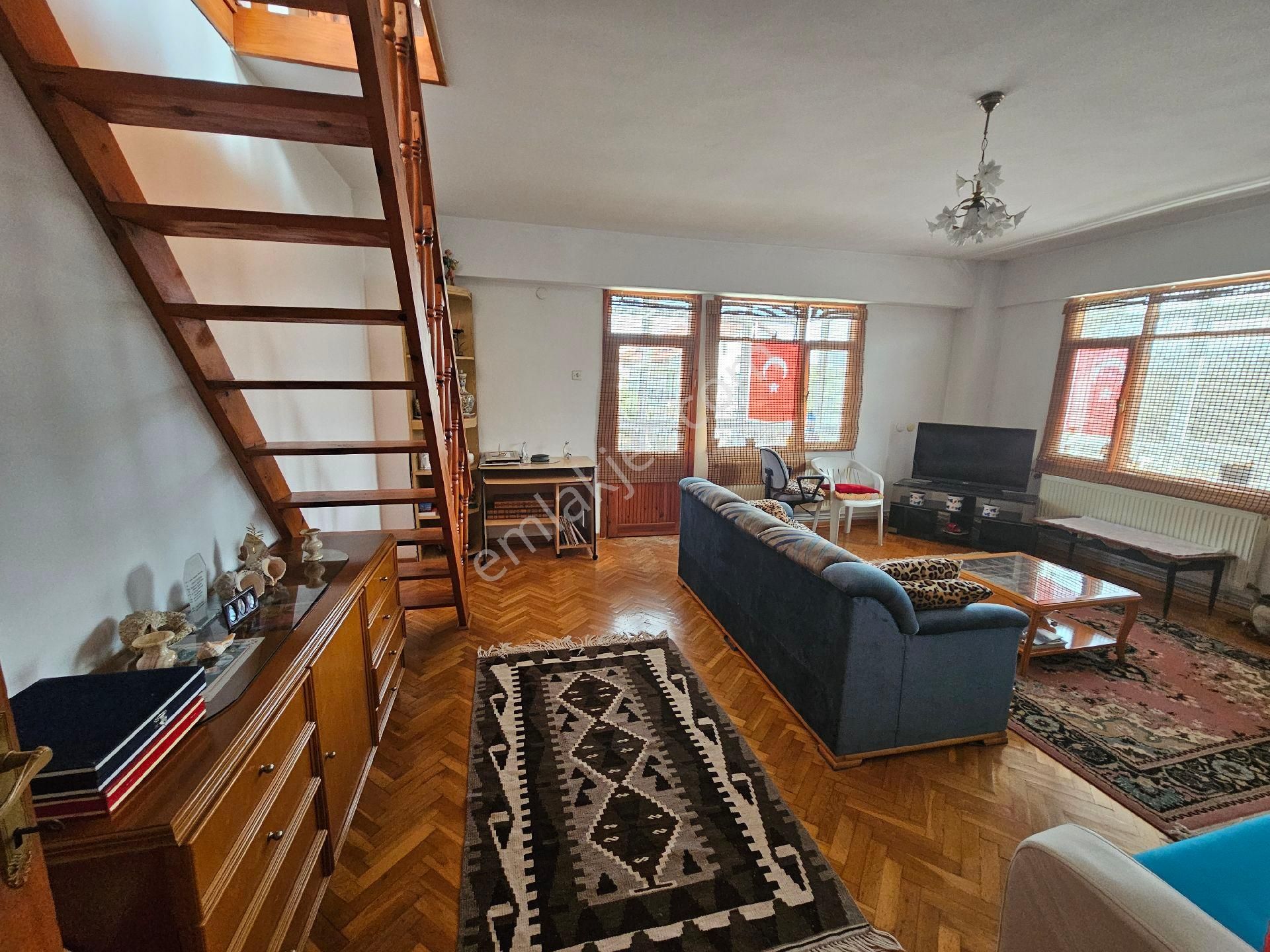 Silivri Klassis Mevki 350 M2 Köşe Arsa İçinde Satılık Müstakil Ev - Görsel 25