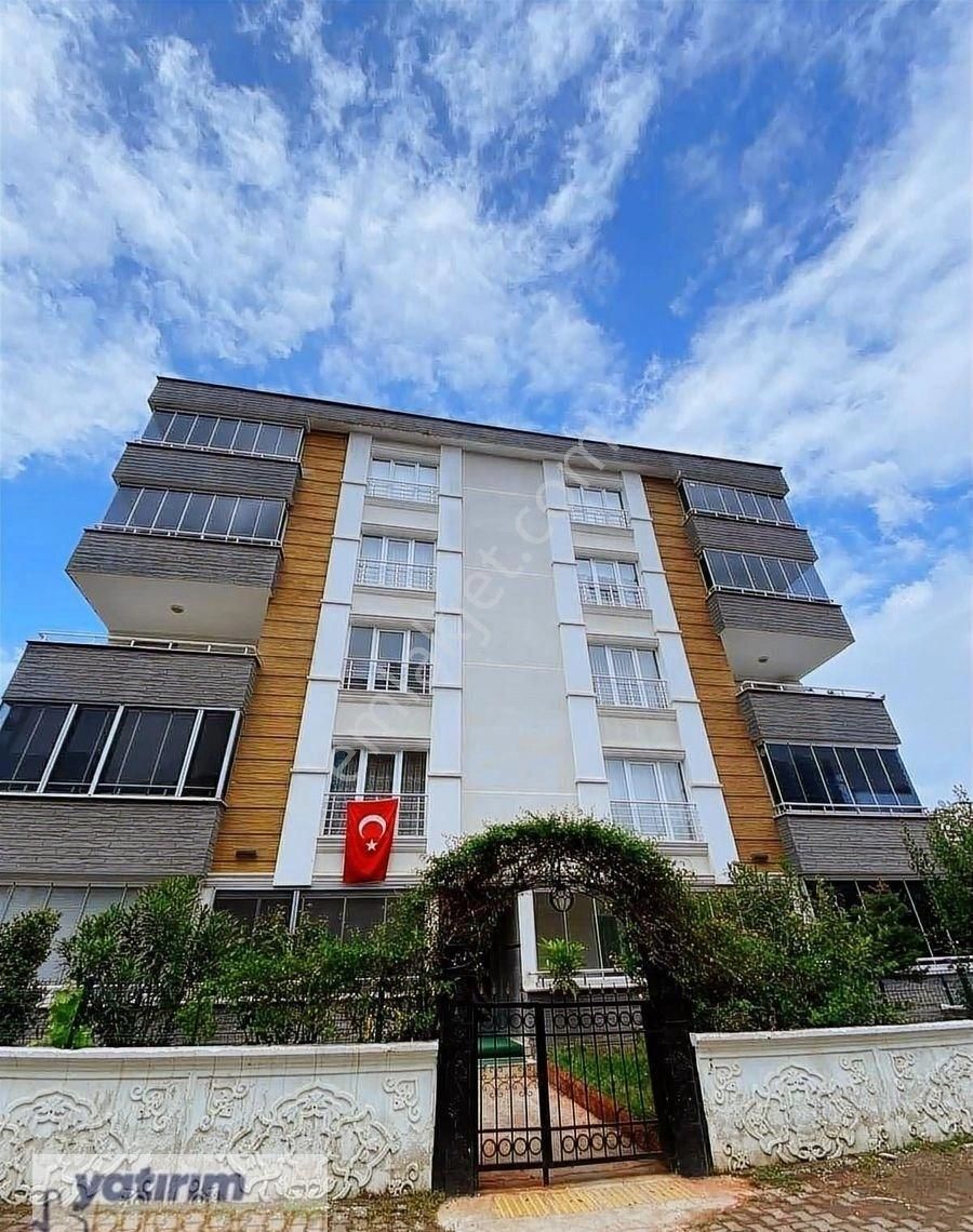 Atakumun En Büyük Spor Parkına 2 Dakika (fırsat 3+1) Daire