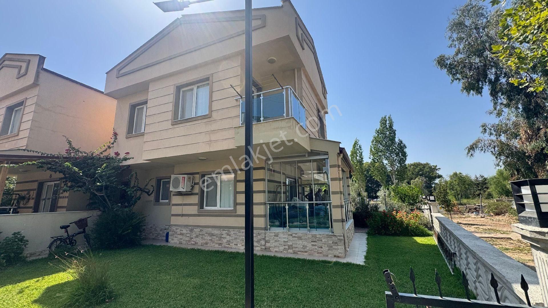 Gözütok Mimarlık Emlak 'tan Gümüldür'de Site İçerisinde Villa - Görsel 8