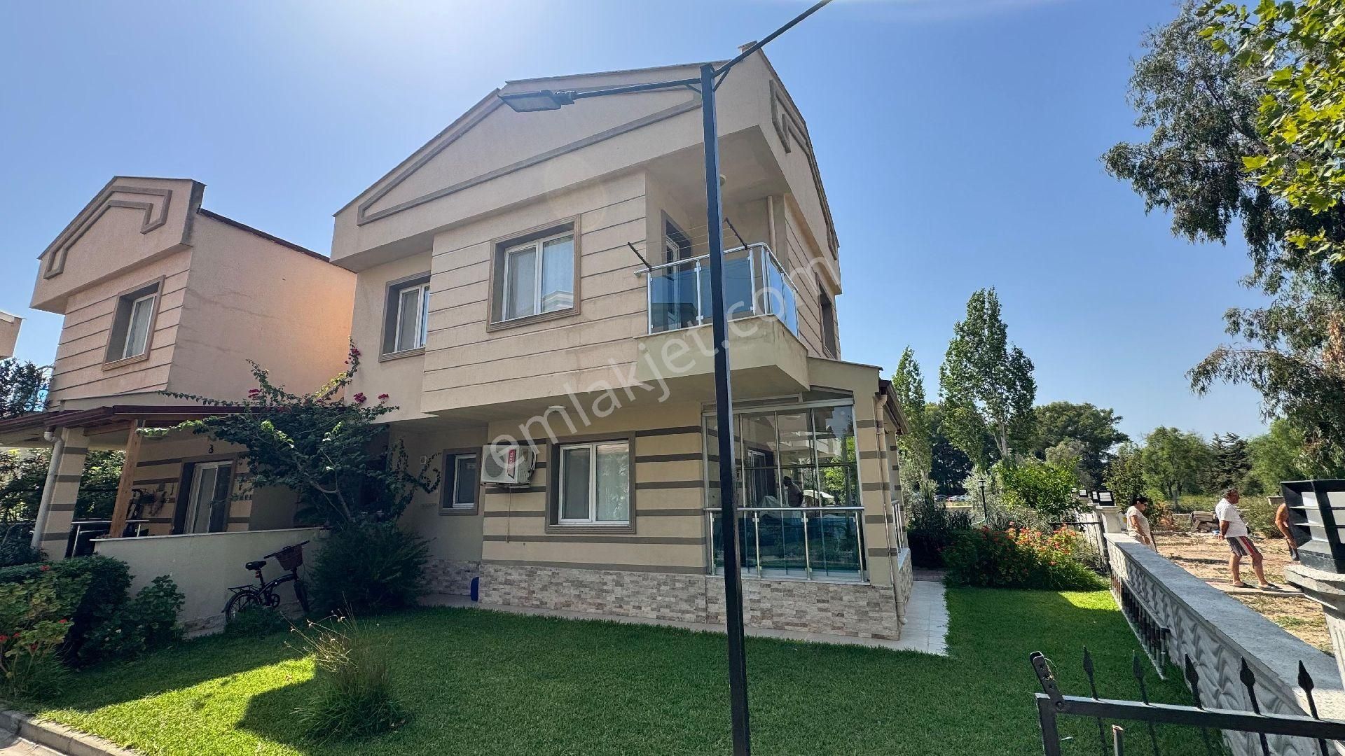 Gözütok Mimarlık Emlak 'tan Gümüldür'de Site İçerisinde Villa - Görsel 3