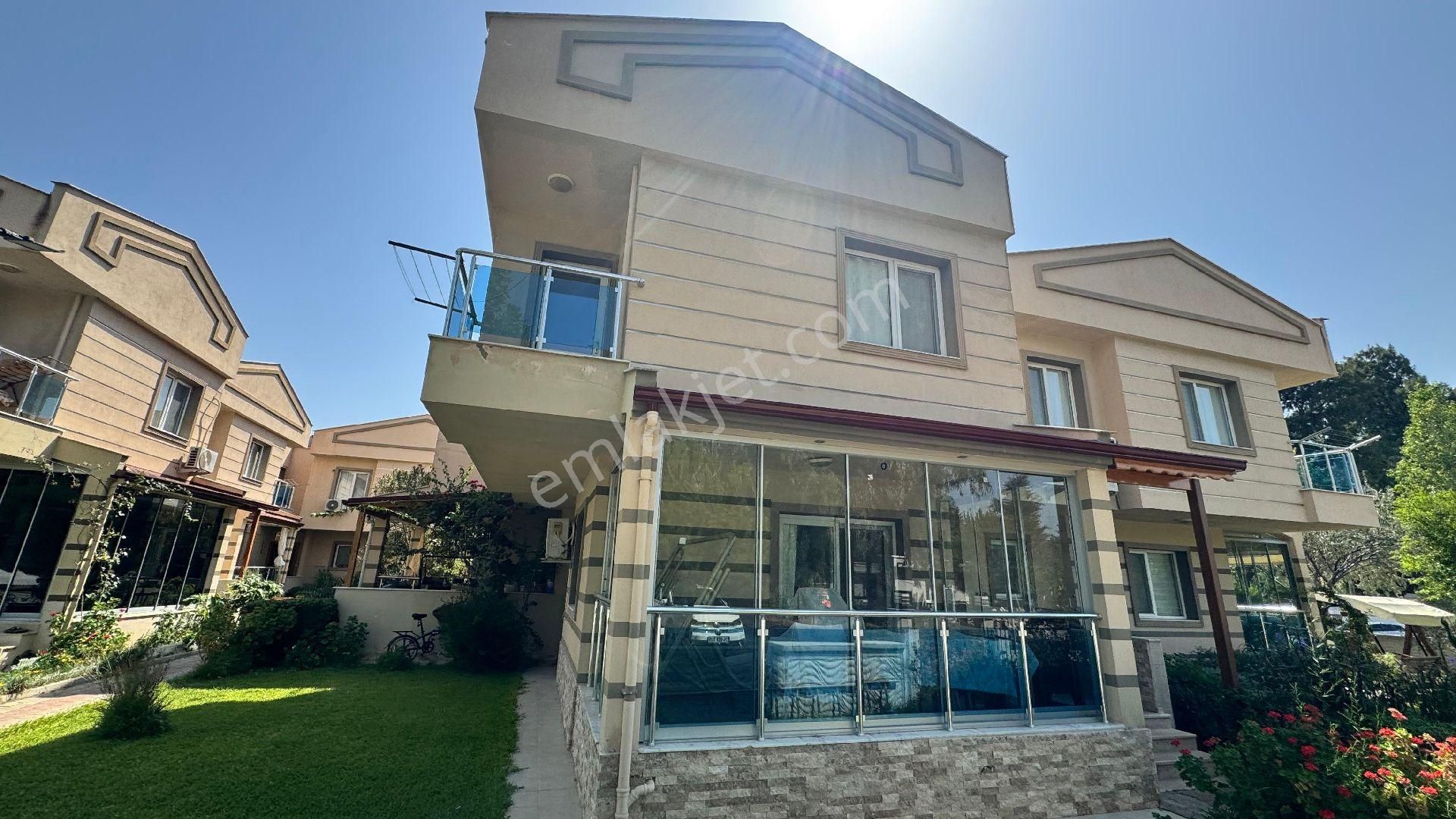 Gözütok Mimarlık Emlak 'tan Gümüldür'de Site İçerisinde Villa - Görsel 7