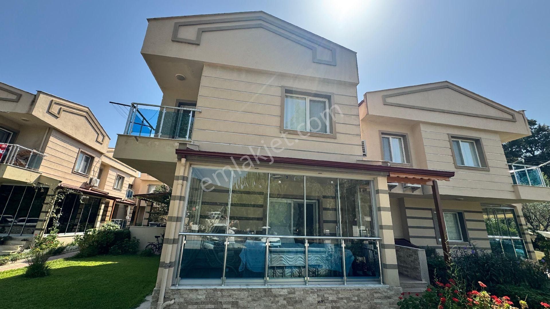 Gözütok Mimarlık Emlak 'tan Gümüldür'de Site İçerisinde Villa - Görsel 5