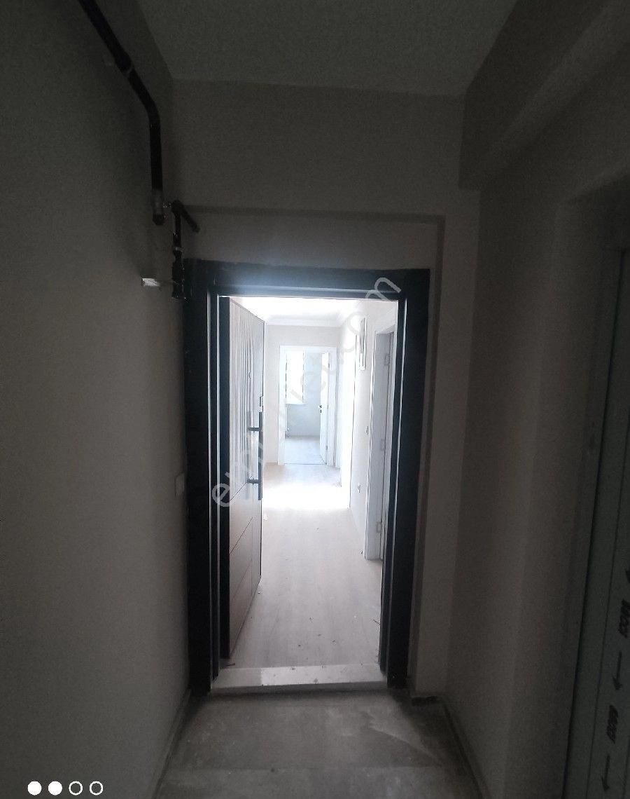 Arnavutköy De 2+1 Lüx Ara Kat