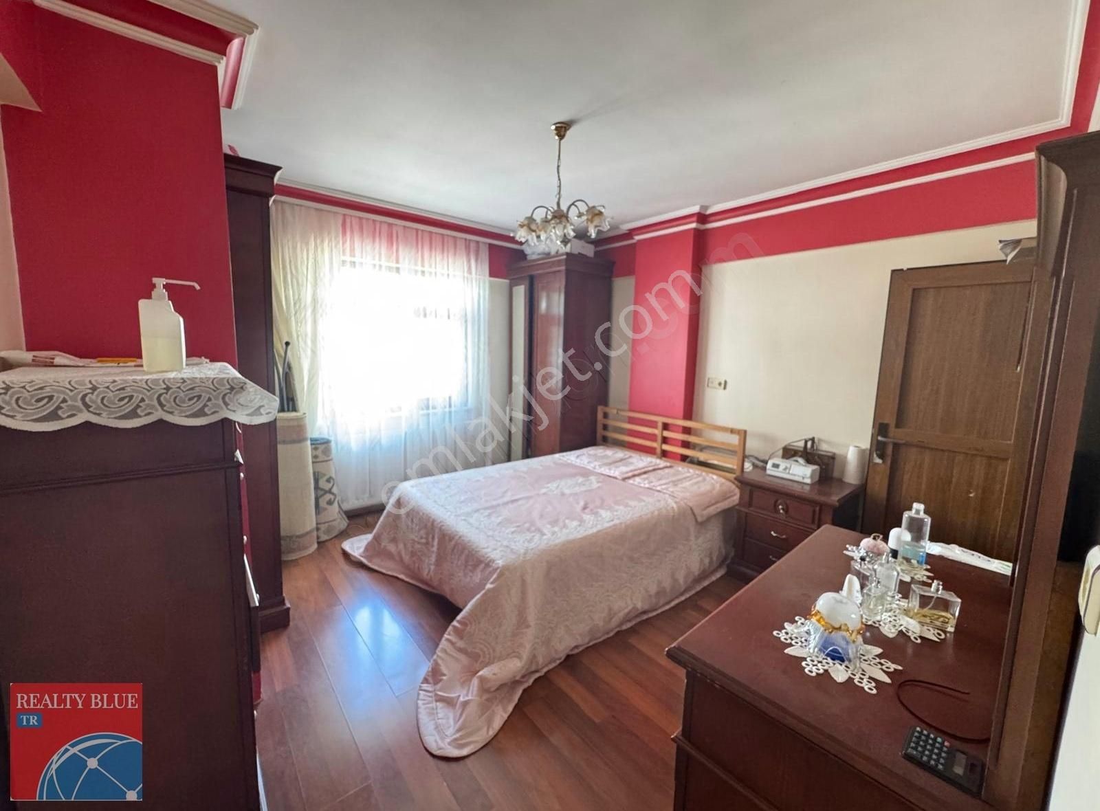 Ümraniye'de Metroya 8 Dk Arakat 3+1 İskanlı Krediye Uygun Daire - Görsel 14