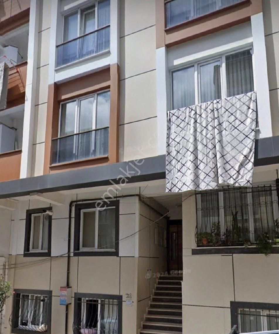Arnavutköy Metro'ya Yürüme Mesafesinde Satılık Yüksek Giriş Daire