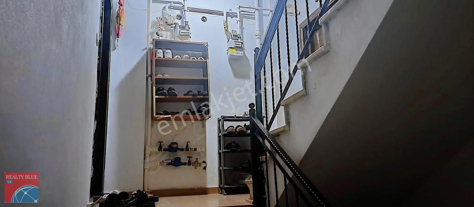 Pendik Çamçeşme Satılık Arakat Krediye Uygun Geniş 3+1 Daire - Görsel 3