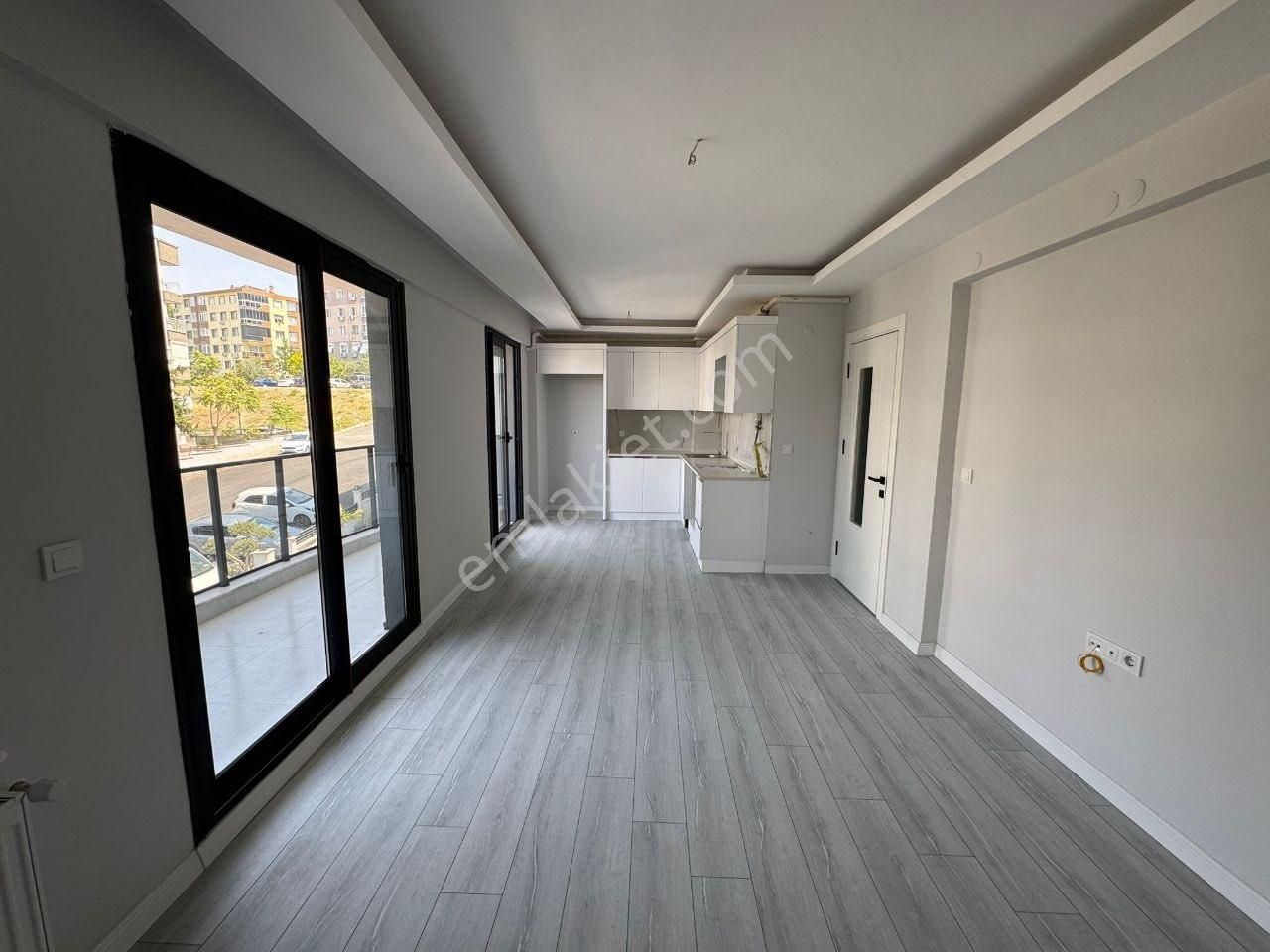 İzmir Karabağlar Devrim Mahde Site İçerisinde 3+1 Satılık Sıfır Daire - Görsel 13