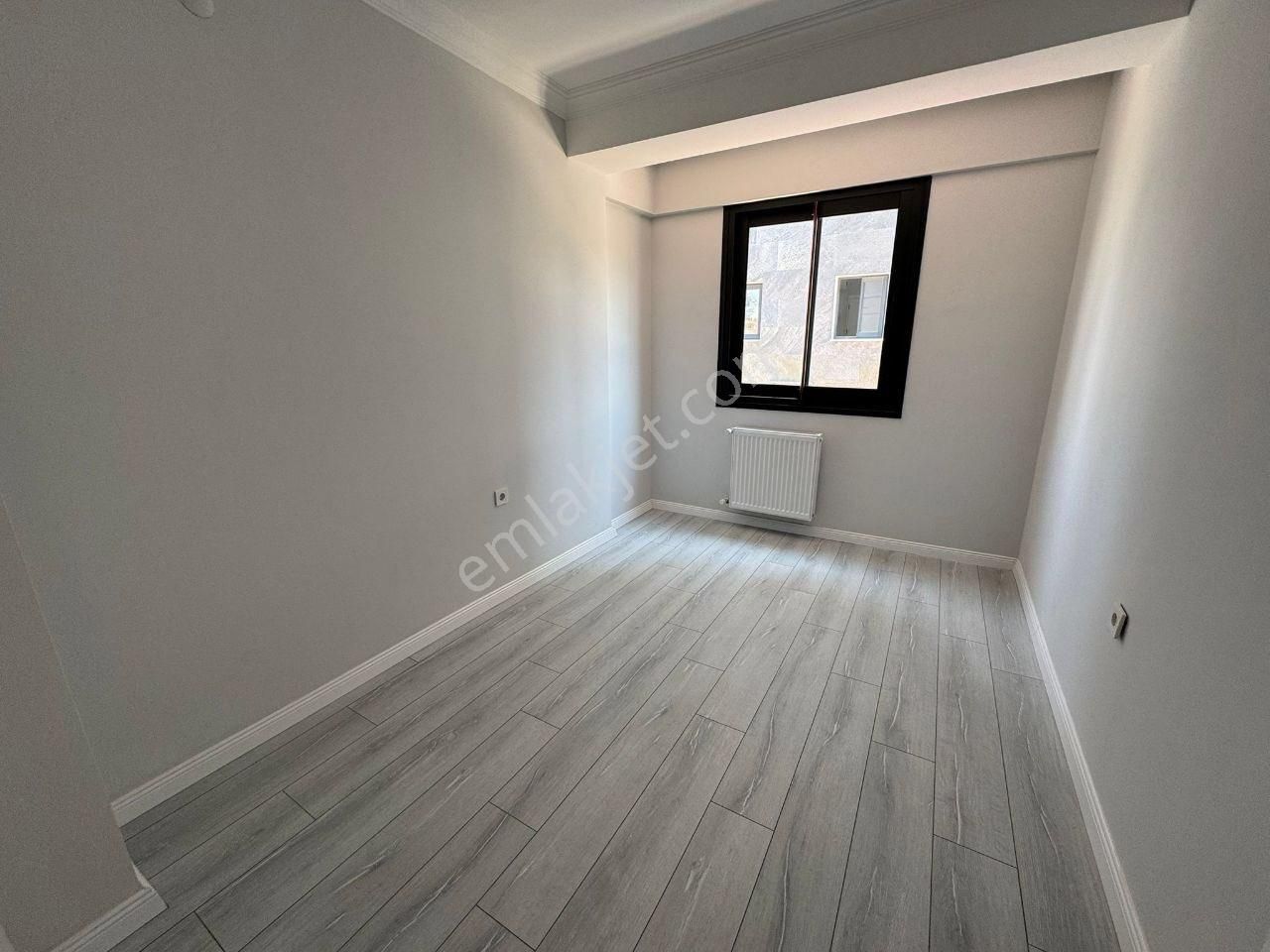 İzmir Karabağlar Devrim Mahde Site İçerisinde 3+1 Satılık Sıfır Daire - Görsel 18