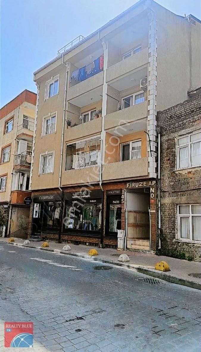 Fırsat Beyoğlu Kaptanpaşa Caddede Satılık 450 M² Dükkan Mağaza