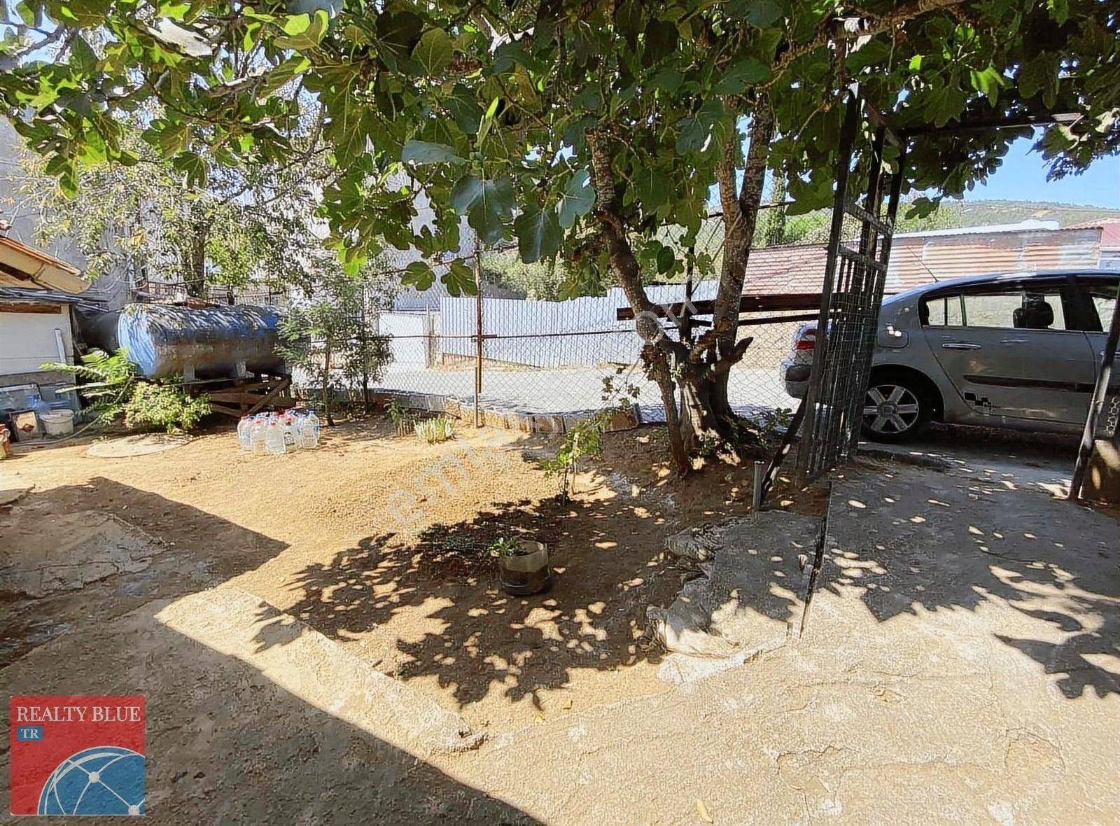 Ertuğrul Gazi Mah Satılık Müstakil Ev Ve Arsası - Görsel 2