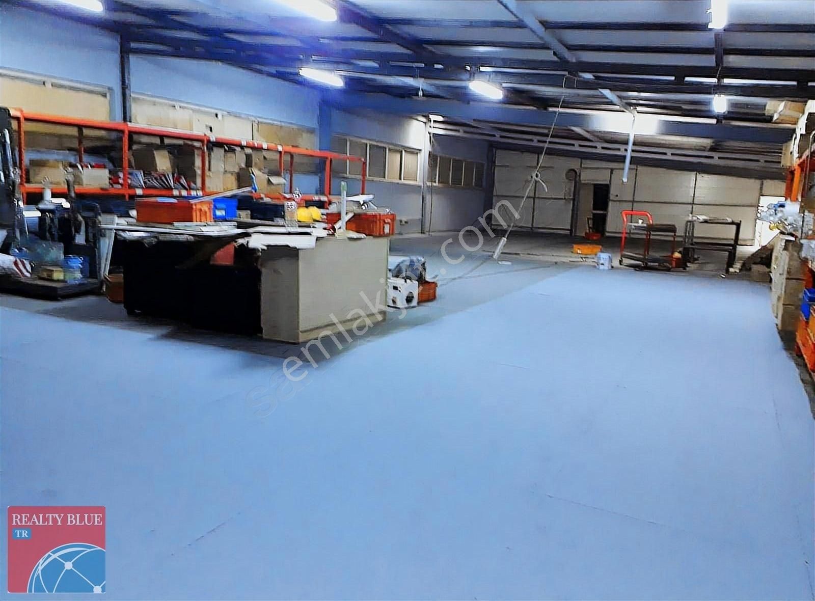 Tek Yetkili Realty Blue'dan 400 M Kiralık Depo Fabrika Atölye