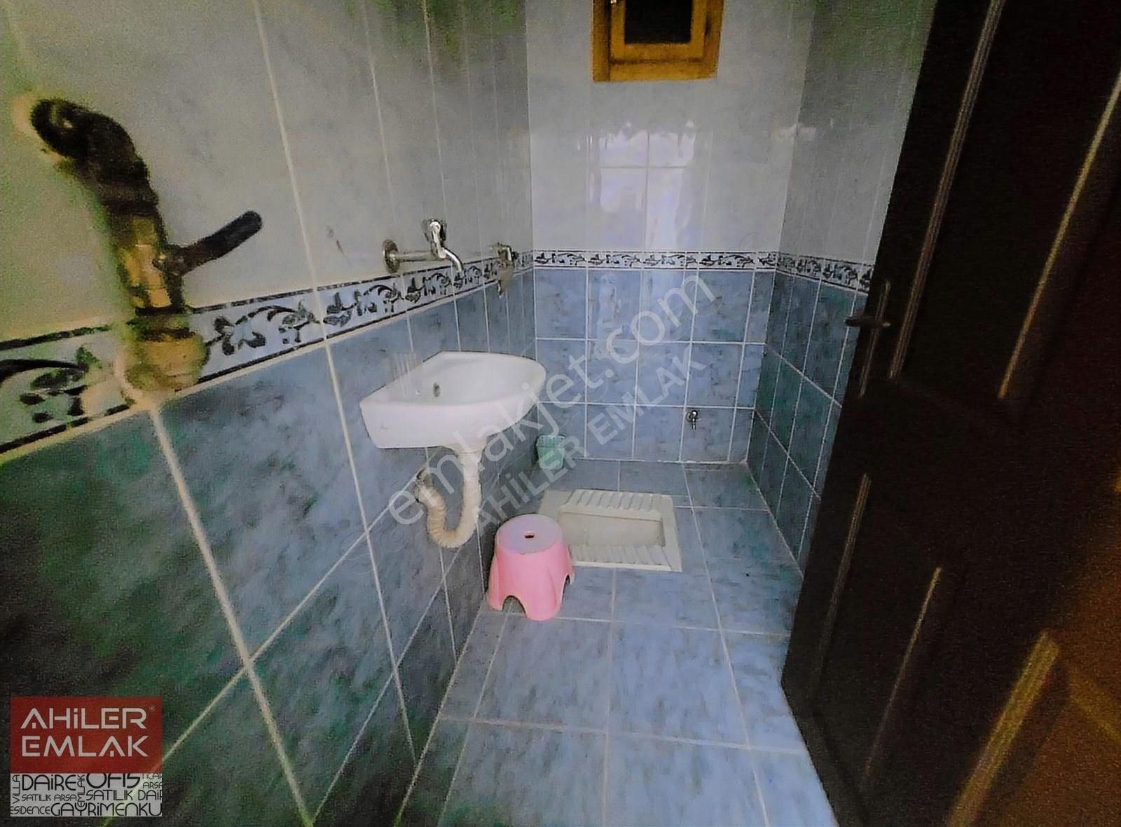 Sancaktepe Mh.sinde 4 Oda 1 Salon Asansörlü Ters Dubleks Daire