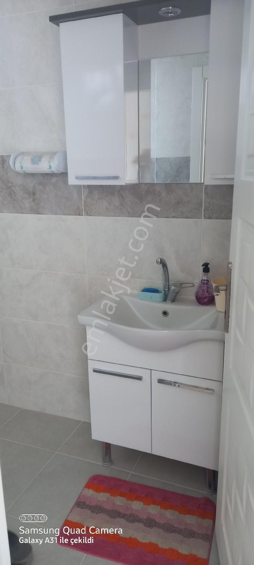 Afyonkarahisar Çıkrıkta Köşe Konumlu Bahçeli Müstakil Ev - Görsel 16