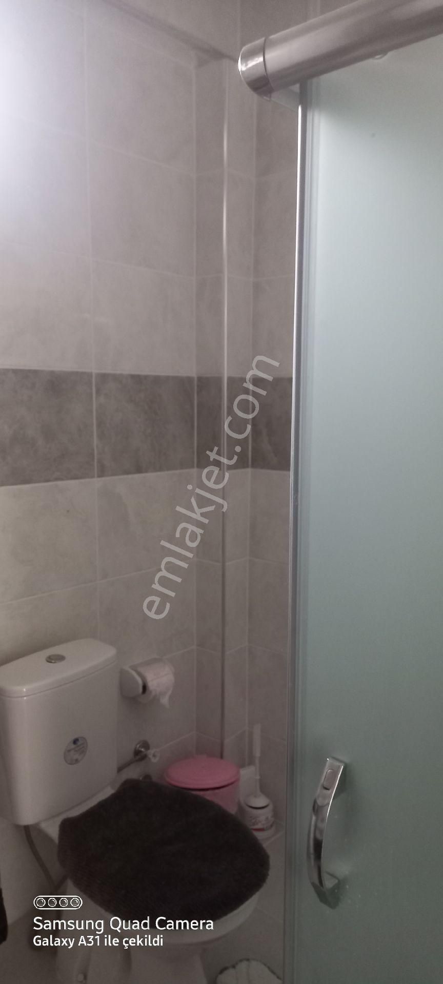 Afyonkarahisar Çıkrıkta Köşe Konumlu Bahçeli Müstakil Ev - Görsel 14