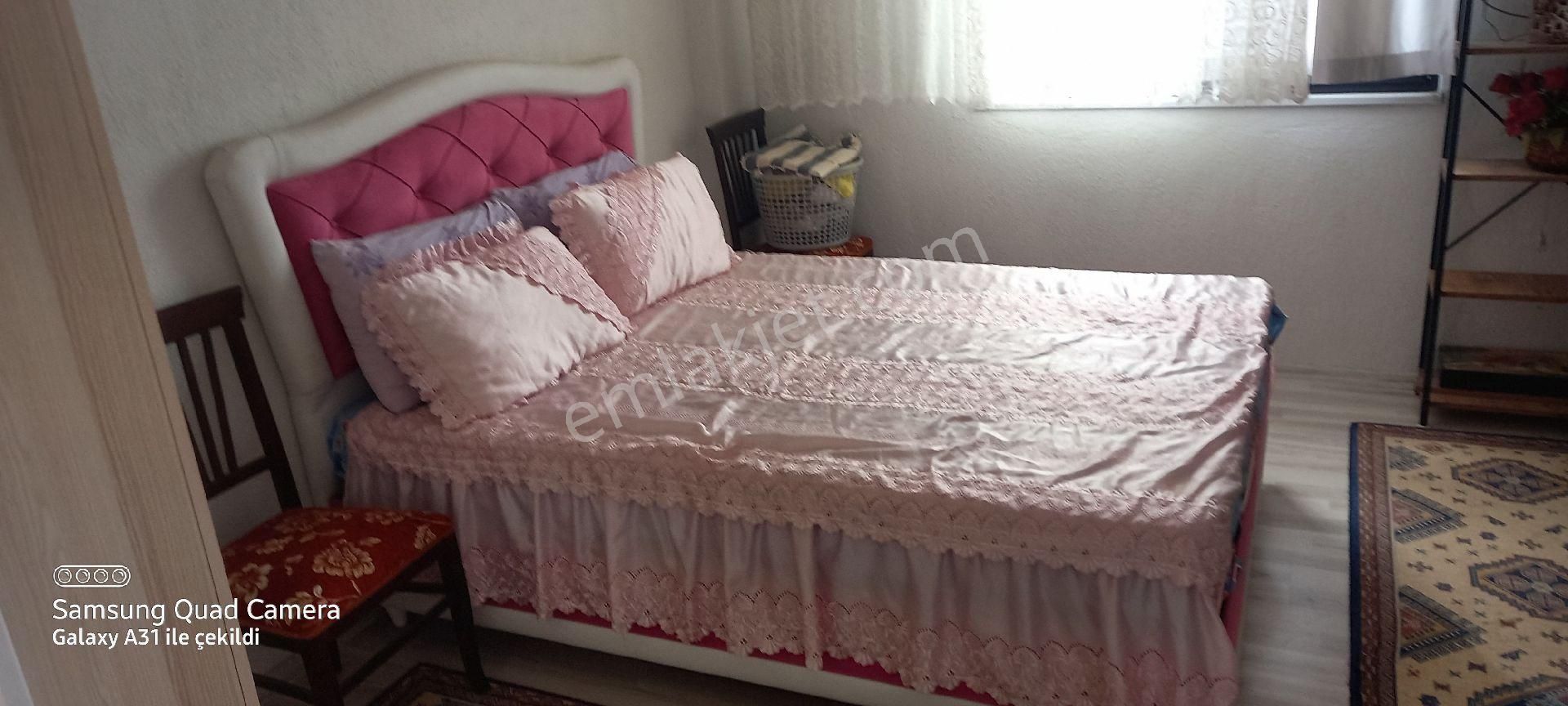 Afyonkarahisar Çıkrıkta Köşe Konumlu Bahçeli Müstakil Ev - Görsel 5