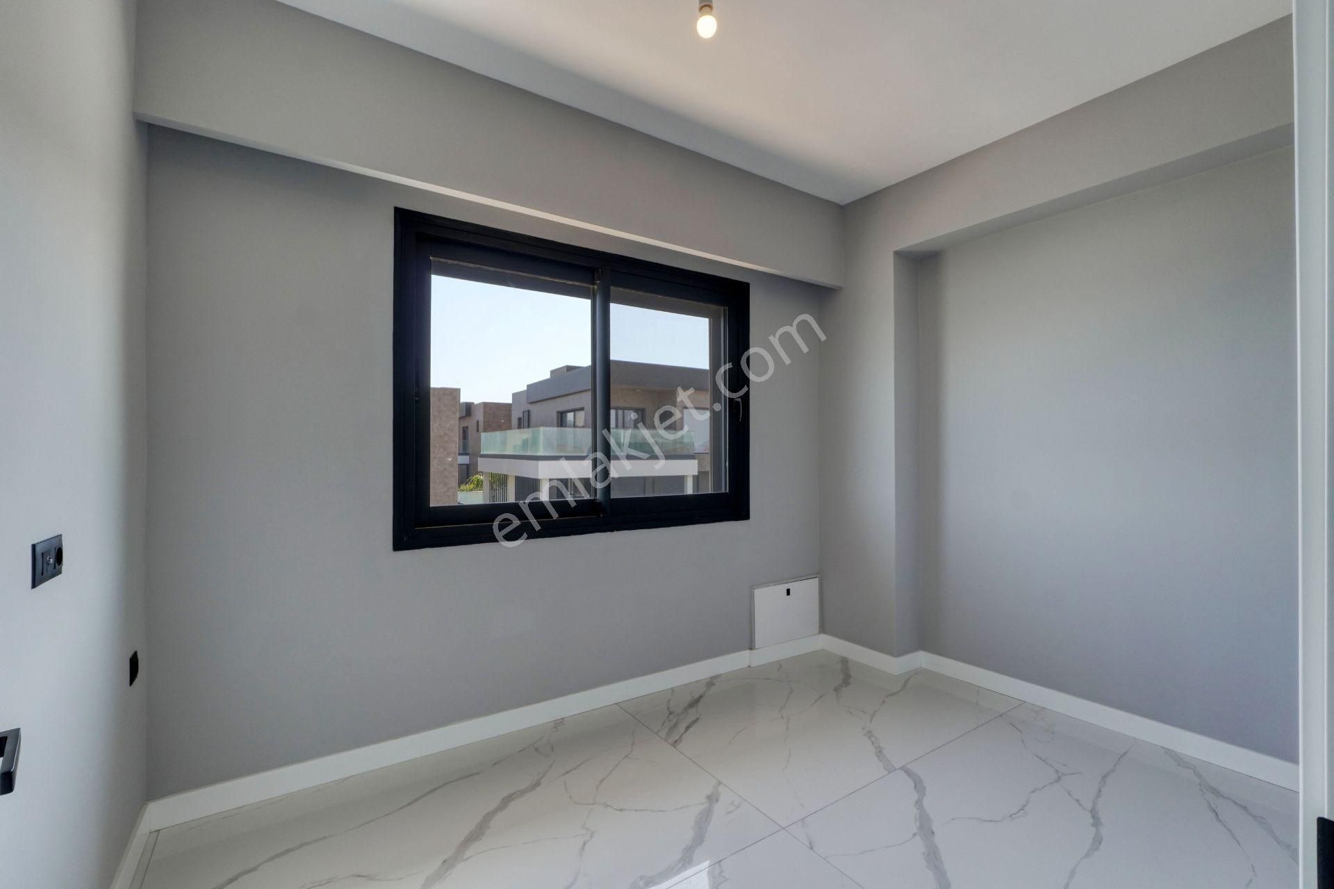 Satılık 6+2 Lüks Villa 365 M² Kapalı Alan / 315 M² Arsa Payı - Görsel 15