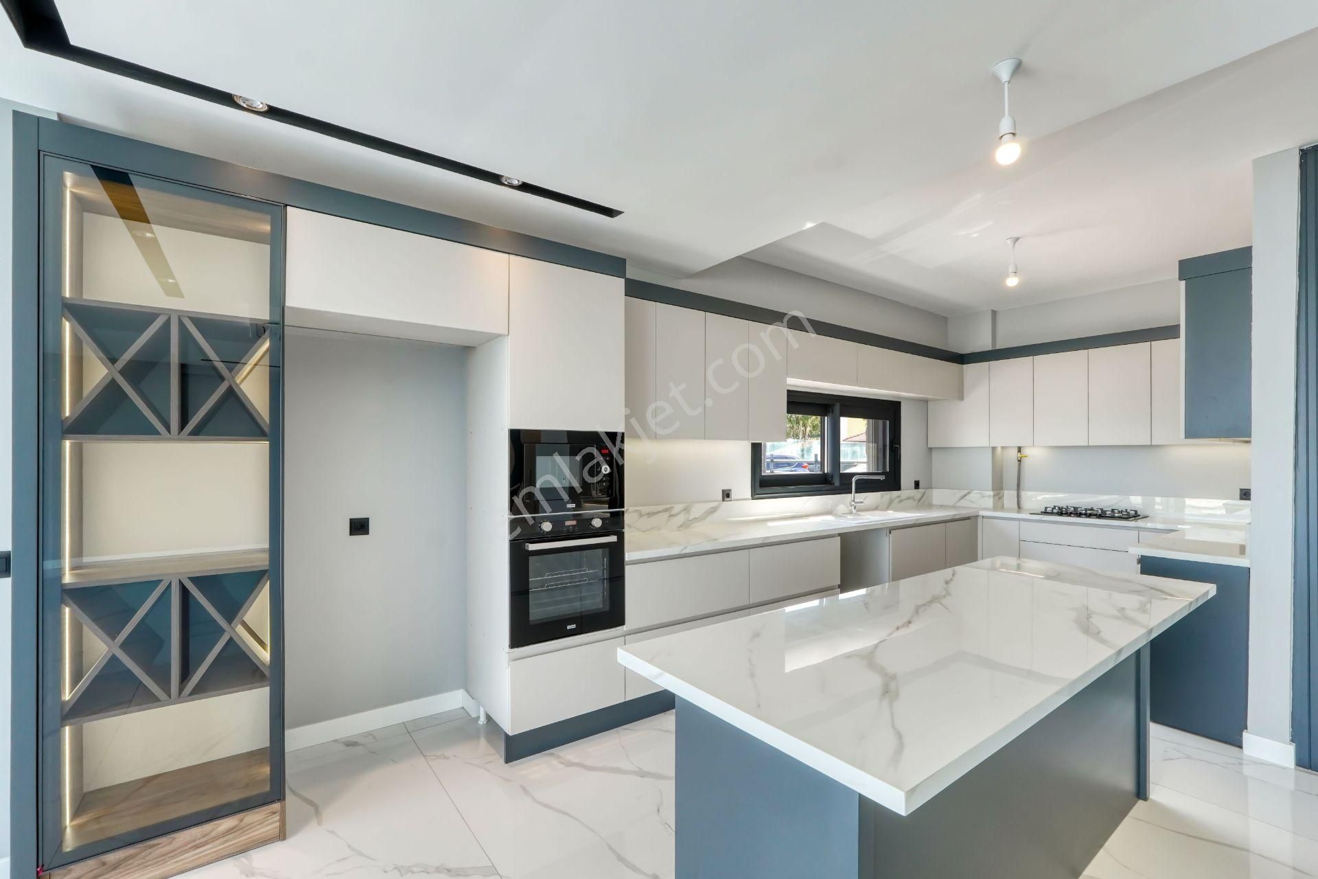 Satılık 6+2 Lüks Villa 365 M² Kapalı Alan / 315 M² Arsa Payı - Görsel 22