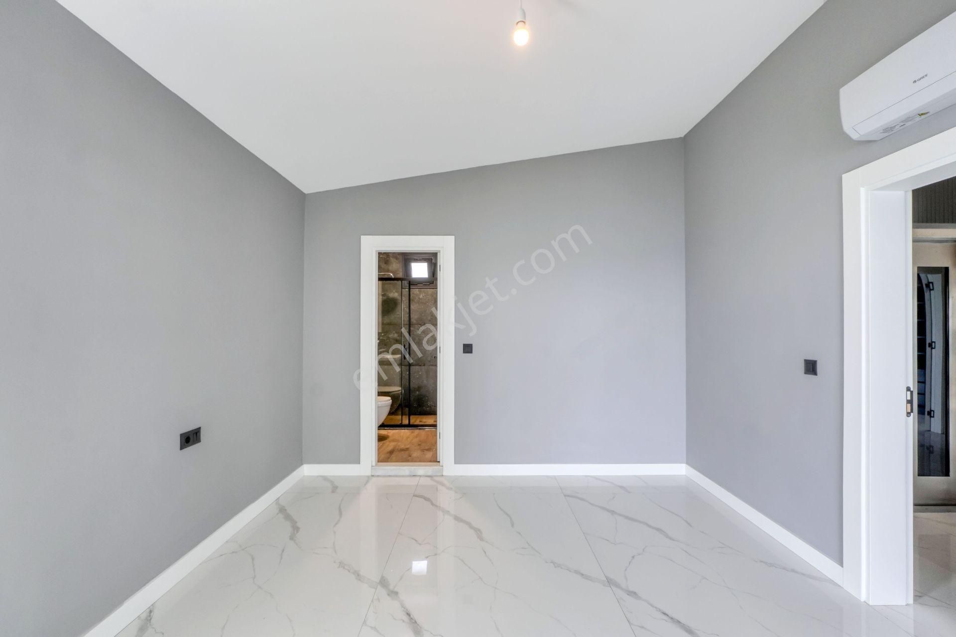 Satılık 6+2 Lüks Villa 365 M² Kapalı Alan / 315 M² Arsa Payı - Görsel 30