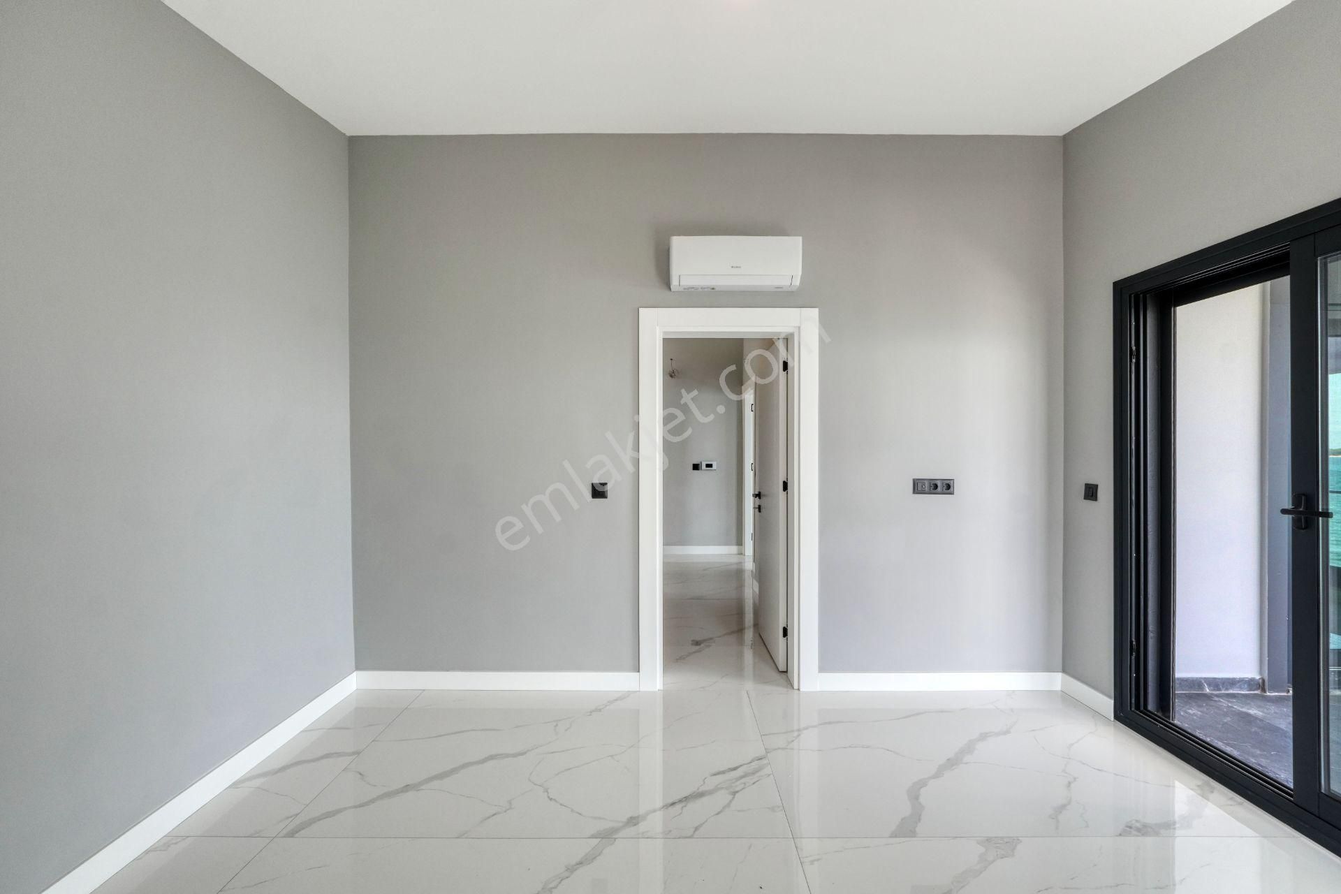 Satılık 6+2 Lüks Villa 365 M² Kapalı Alan / 315 M² Arsa Payı - Görsel 14