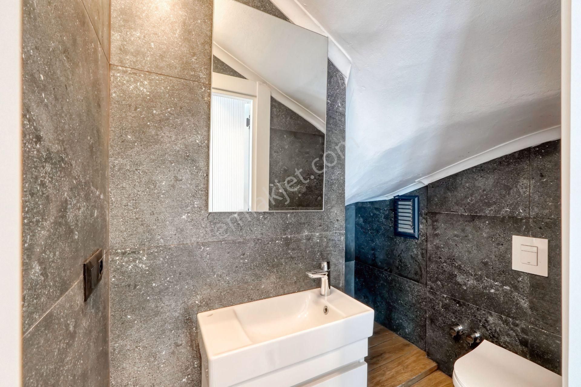 Satılık 6+2 Lüks Villa 365 M² Kapalı Alan / 315 M² Arsa Payı - Görsel 18