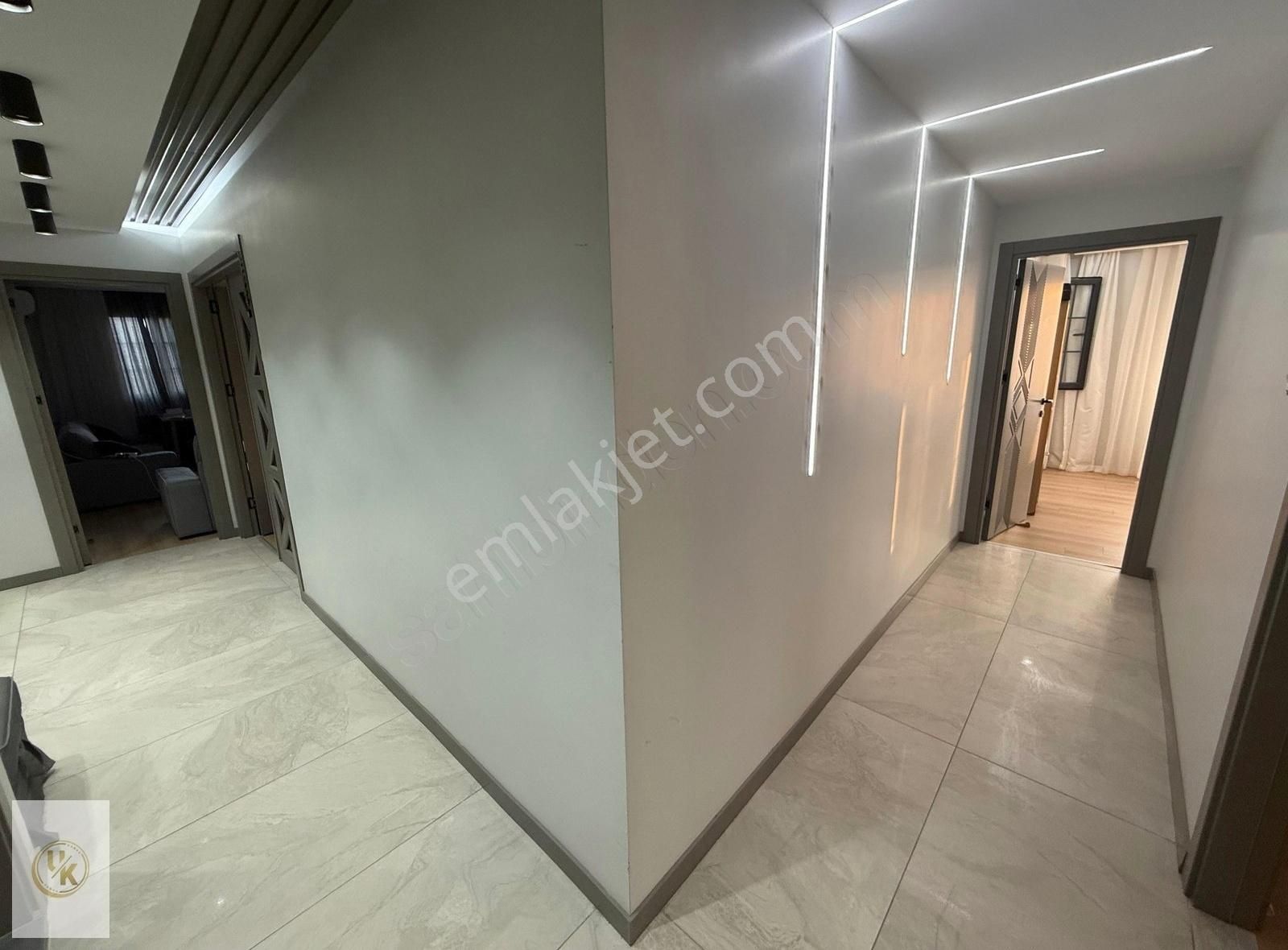 Yurt Mah.fatih Karakol Cvr 4+1/ç.banyo/g.odalı/iskanlı/lüks Ev ! - Görsel 18