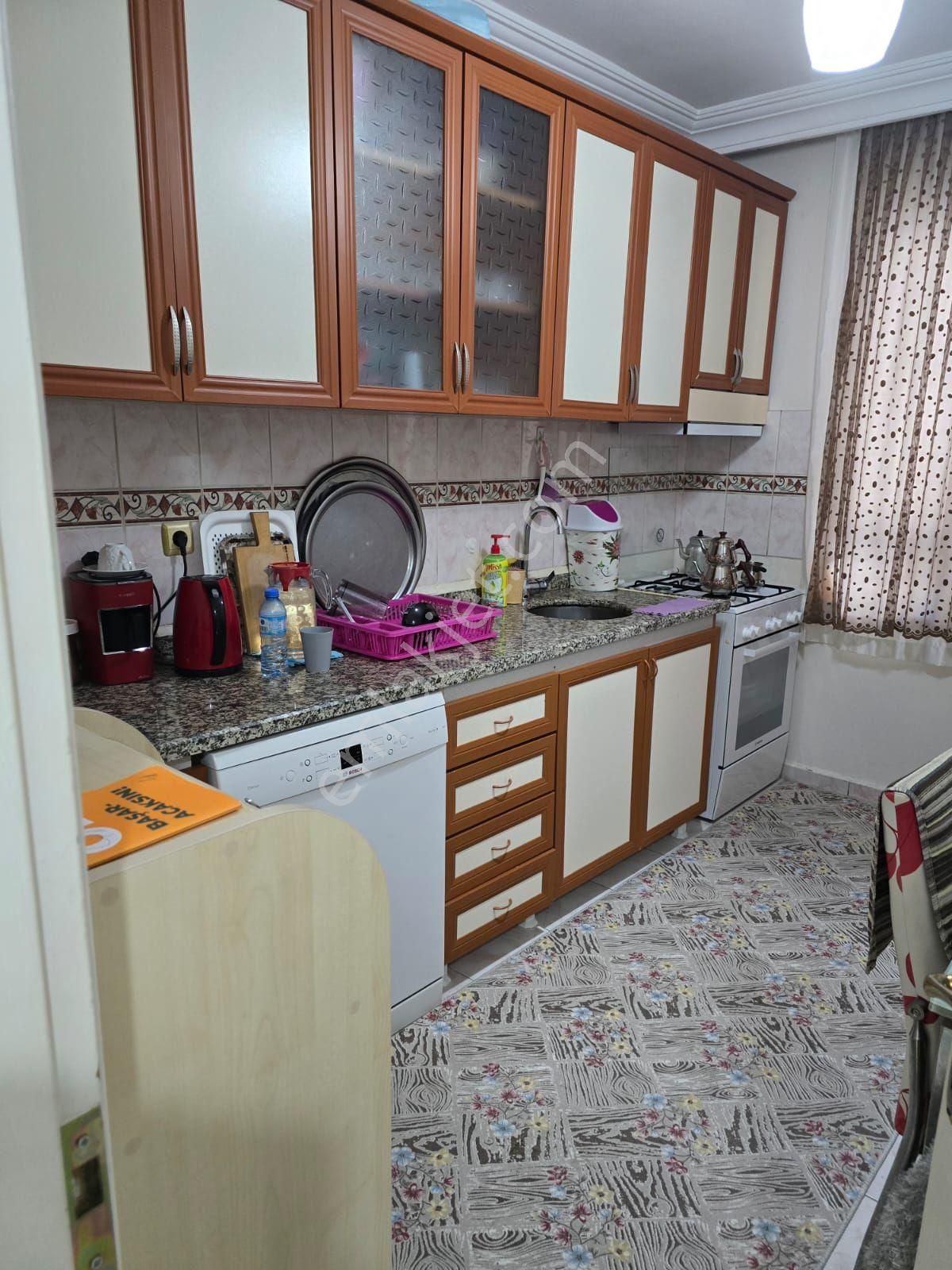 Alanya Şekerhane Mahallesi Bakımlı 2+1