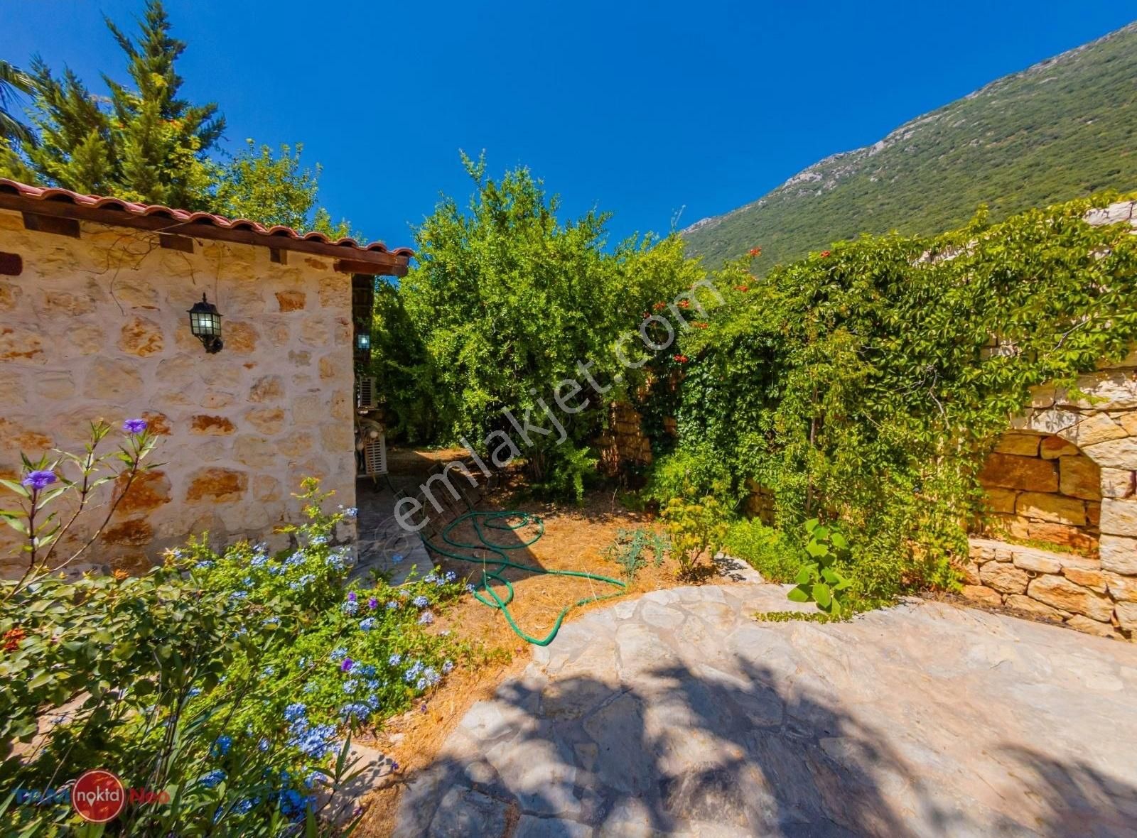 Kaş Merkezine 10 Dakikalık Mesafede Taş Villa - Görsel 18