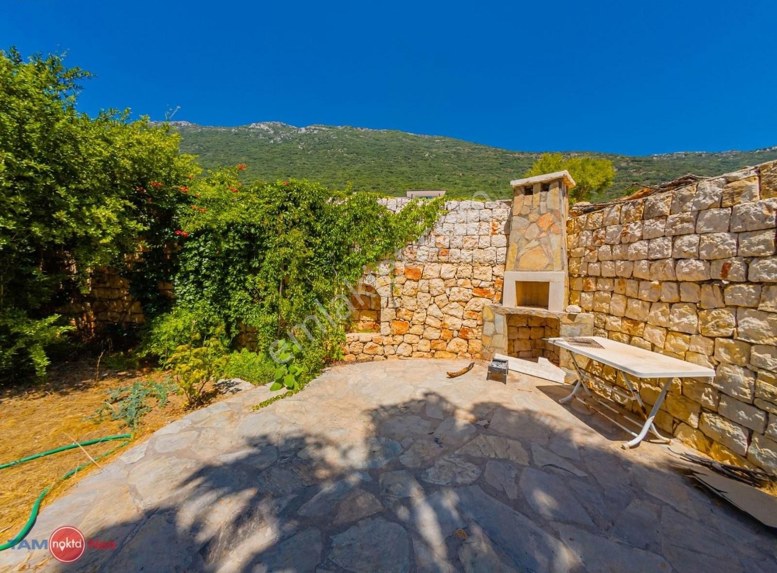 Kaş Merkezine 10 Dakikalık Mesafede Taş Villa - Görsel 15