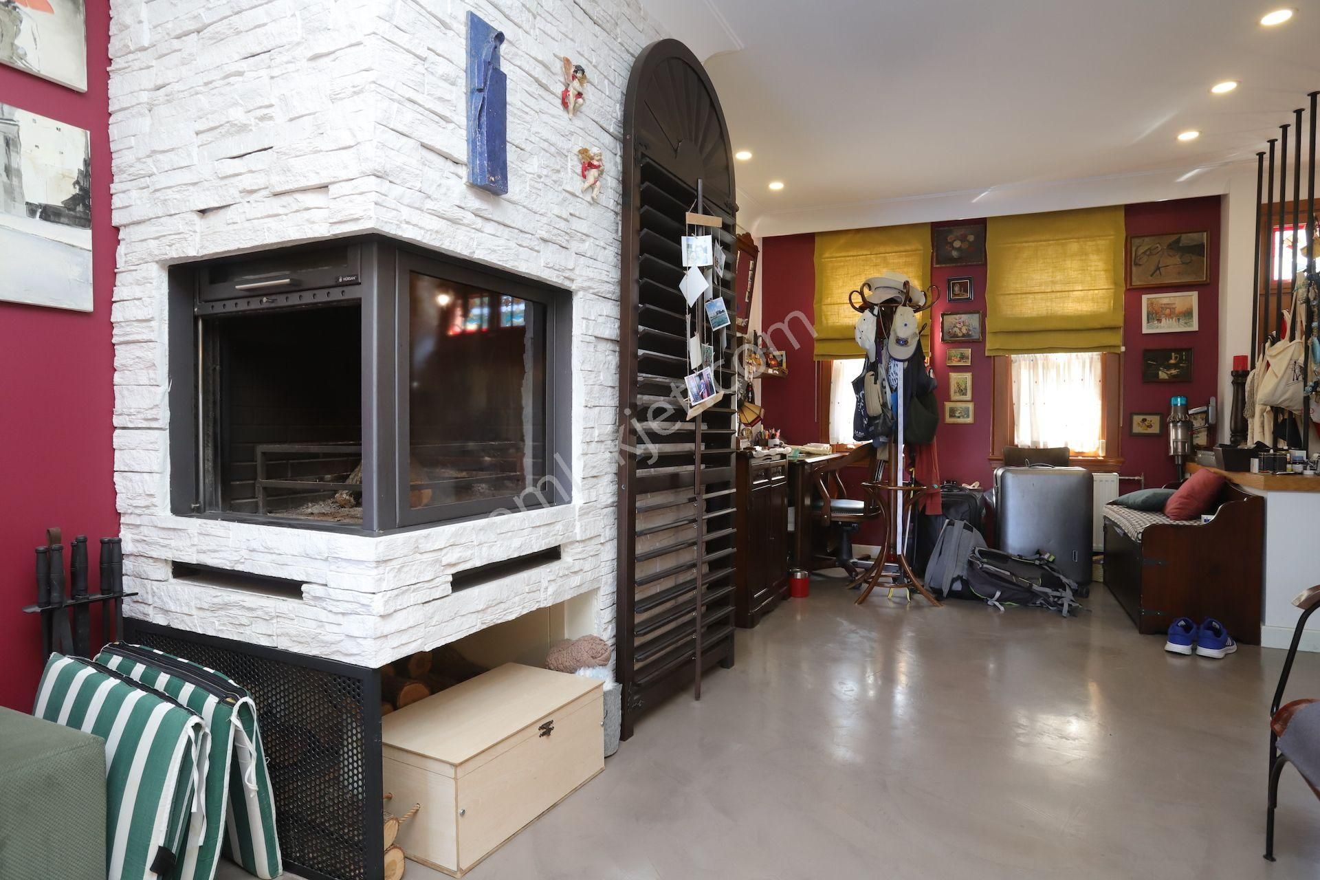 Emirgan'ın En Özel Sokağında Bahçeli Müstakil Ev - Görsel 14