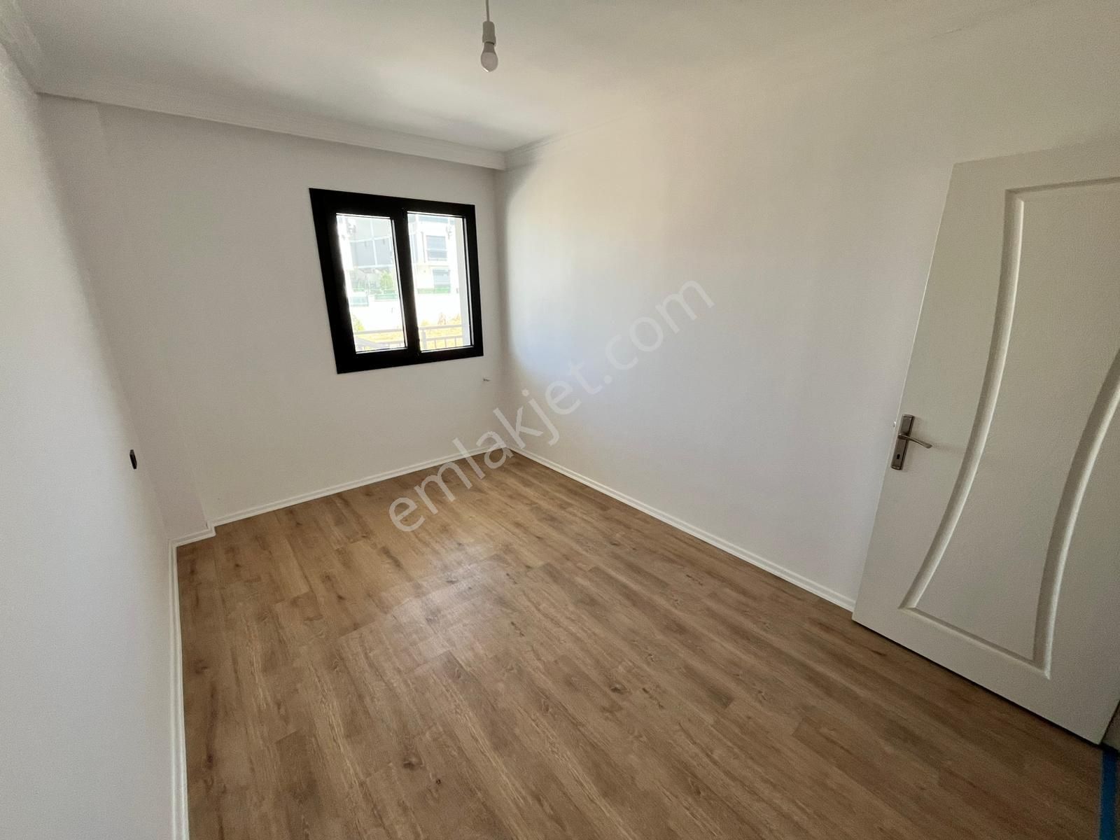 Didim Efeler Merkez'de 2+1 Asansörlü Ön Cephe Daire - Görsel 4
