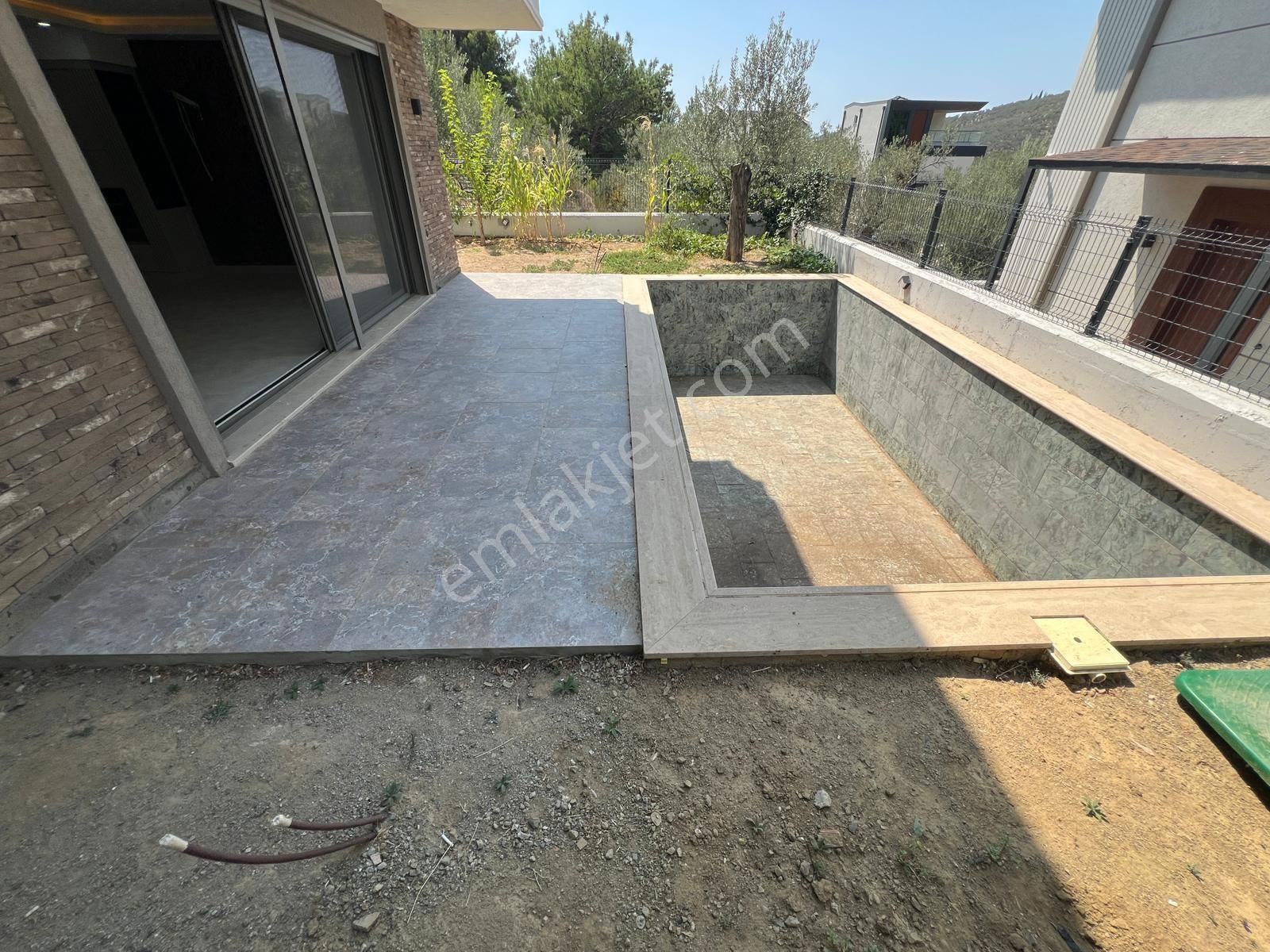 🩷cemre Emlaktan Güre'de Asansörlü Satılık Sıfır 4+1 Villa🩷 - Görsel 12